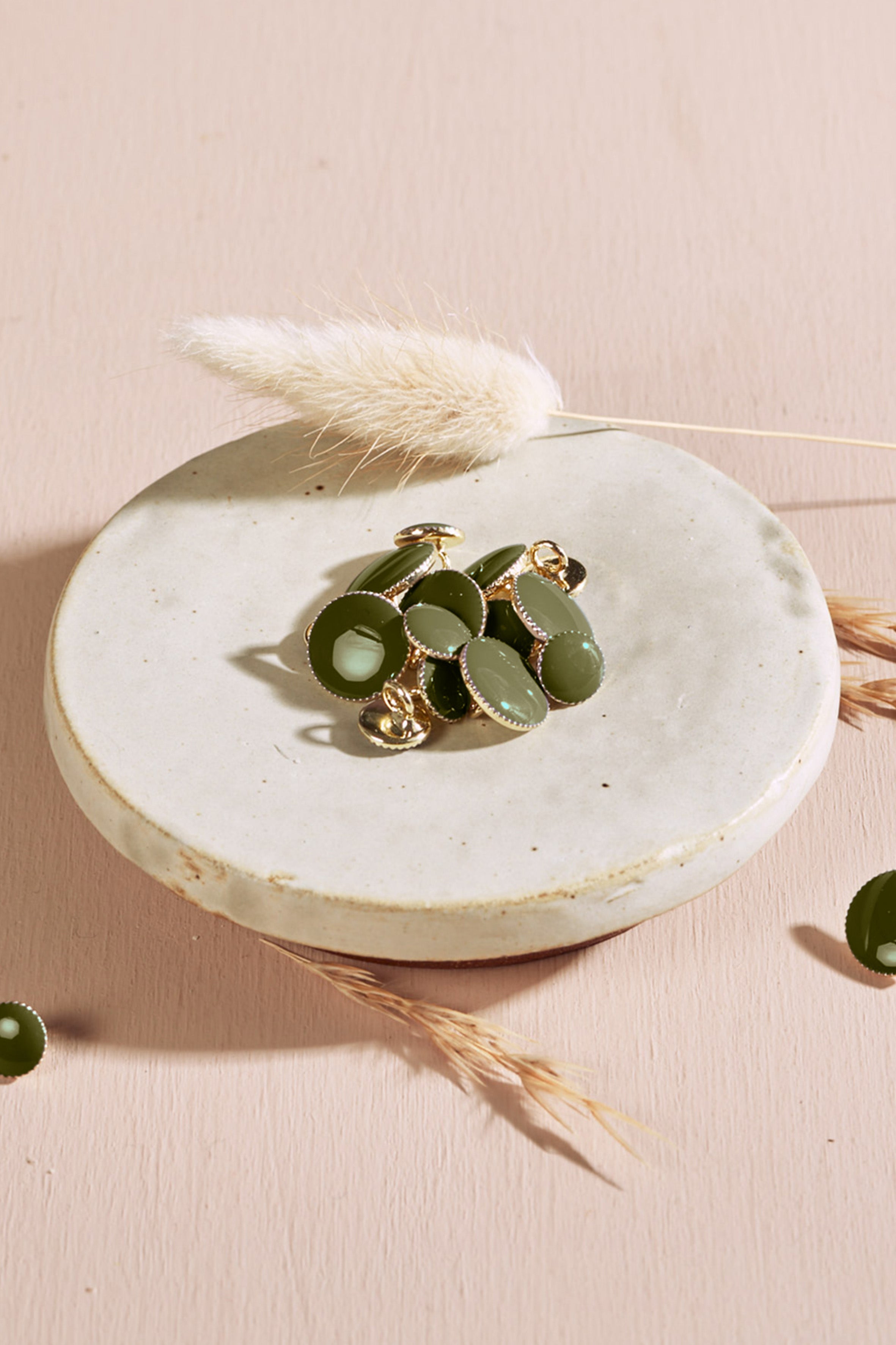 atelier-brunette-boutons-gem-ivy-green-pied-dor-zamak image 1