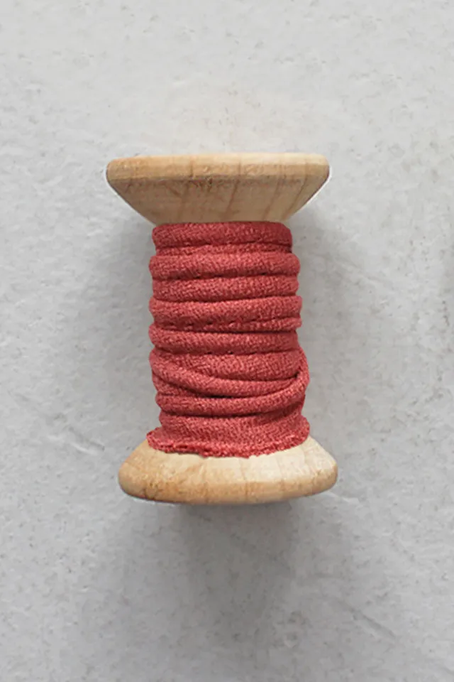 atelier-brunette-passepoil-crepe-terracotta-viscose-1-cm image 1