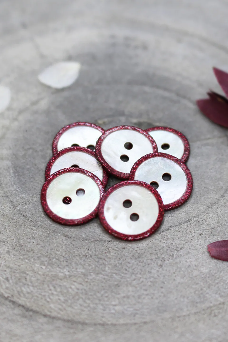 atelier-brunette-boutons-glitz-amarante-x10-boutons-paillet-s-couture image 1