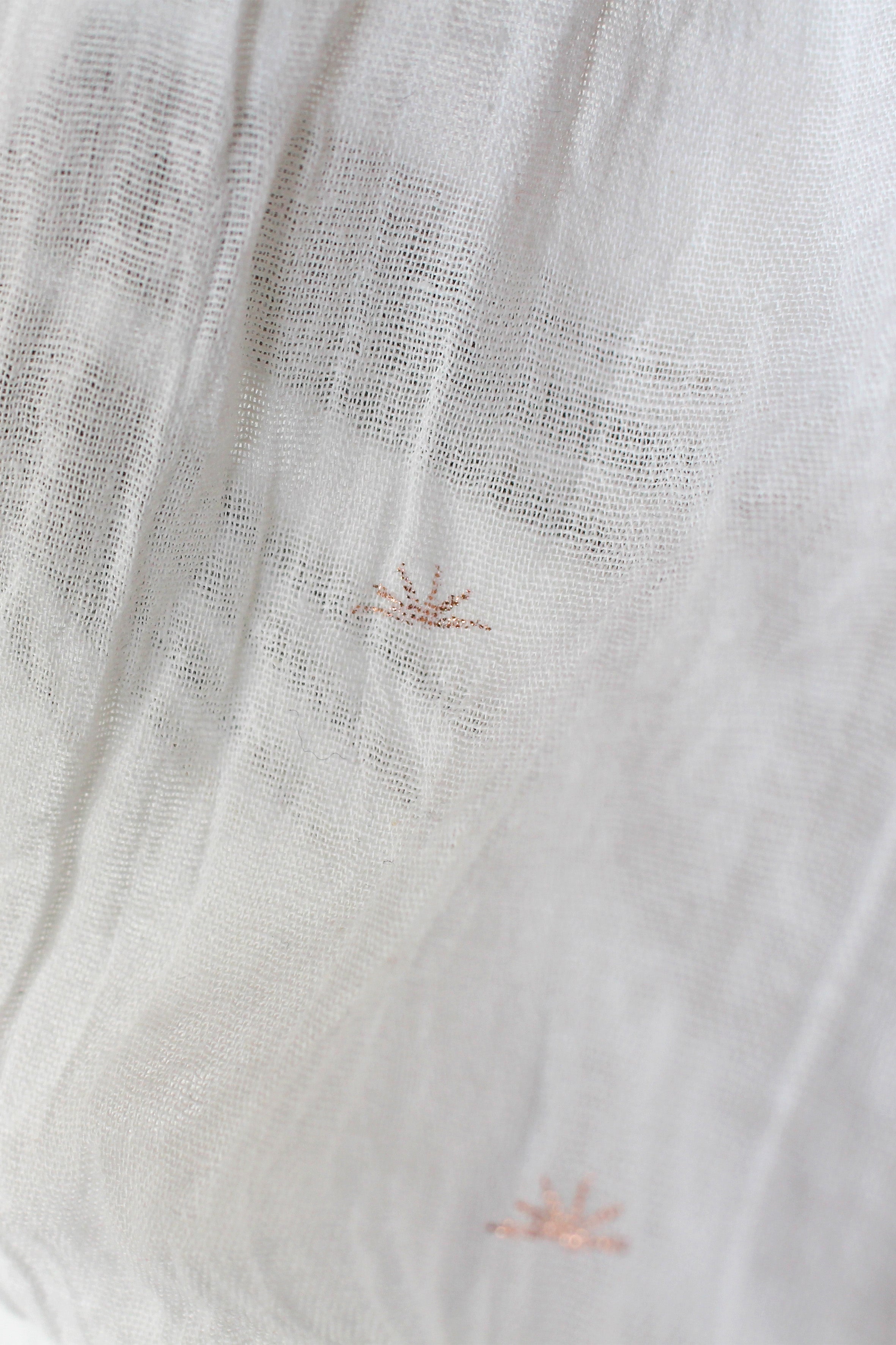 atelier-brunette-coupon-sunset-off-white-coupon-tissu-prix-rond image 2