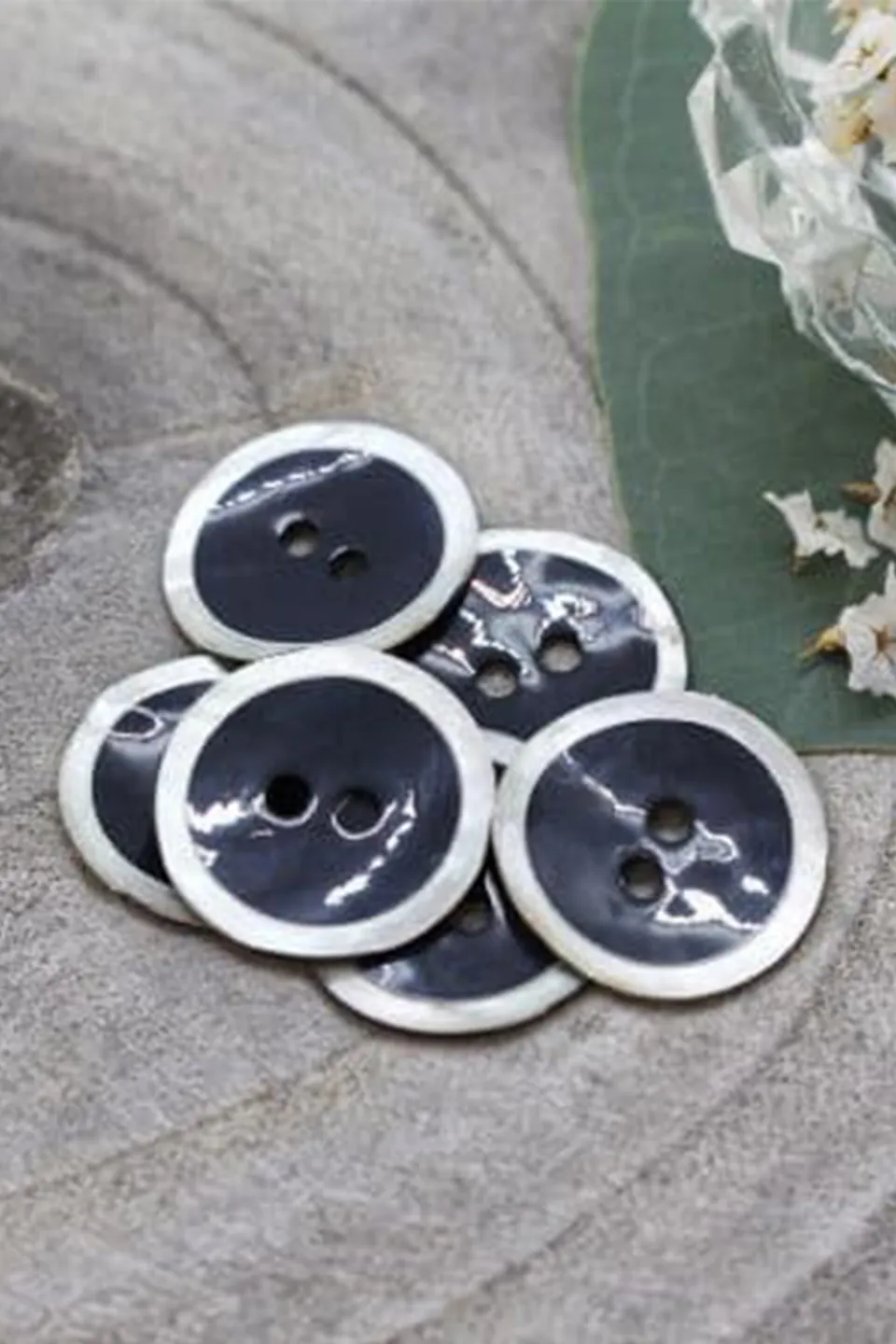 atelier-brunette-boutons-halo-night-deep-charcoal-x10 image 1