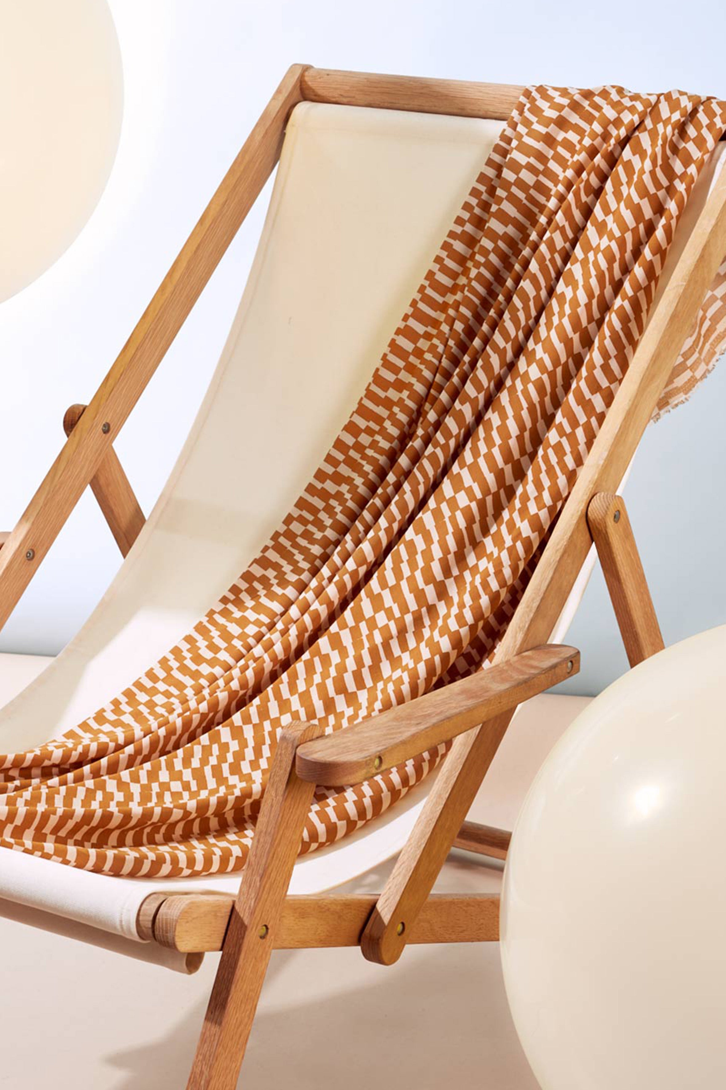 atelier-brunette-domino-ochre-tissu-kelsey-de-viscose image 4