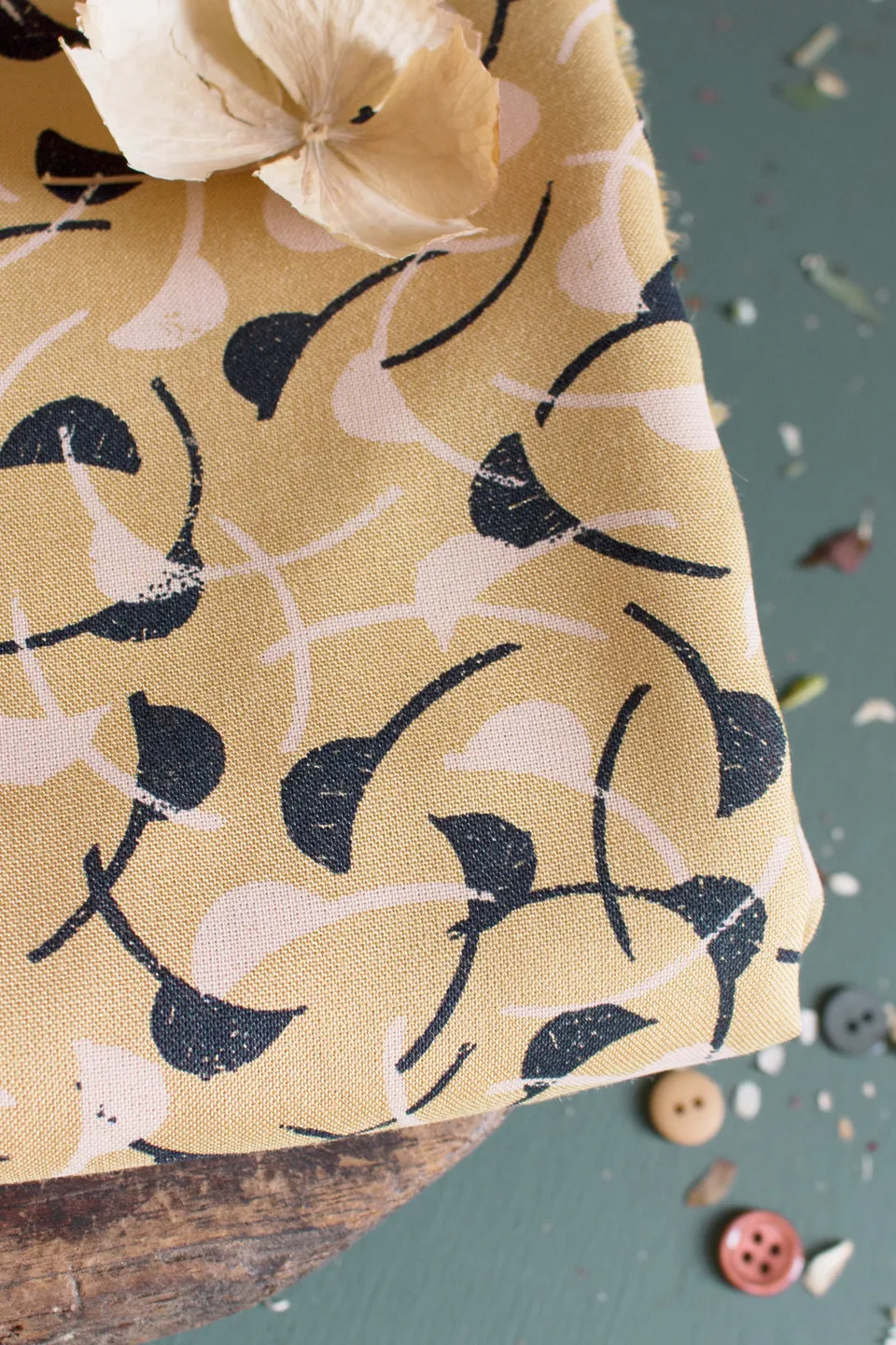 atelier-brunette-coupon-windy-mustard-tissu-s-rie-limit-e image 1