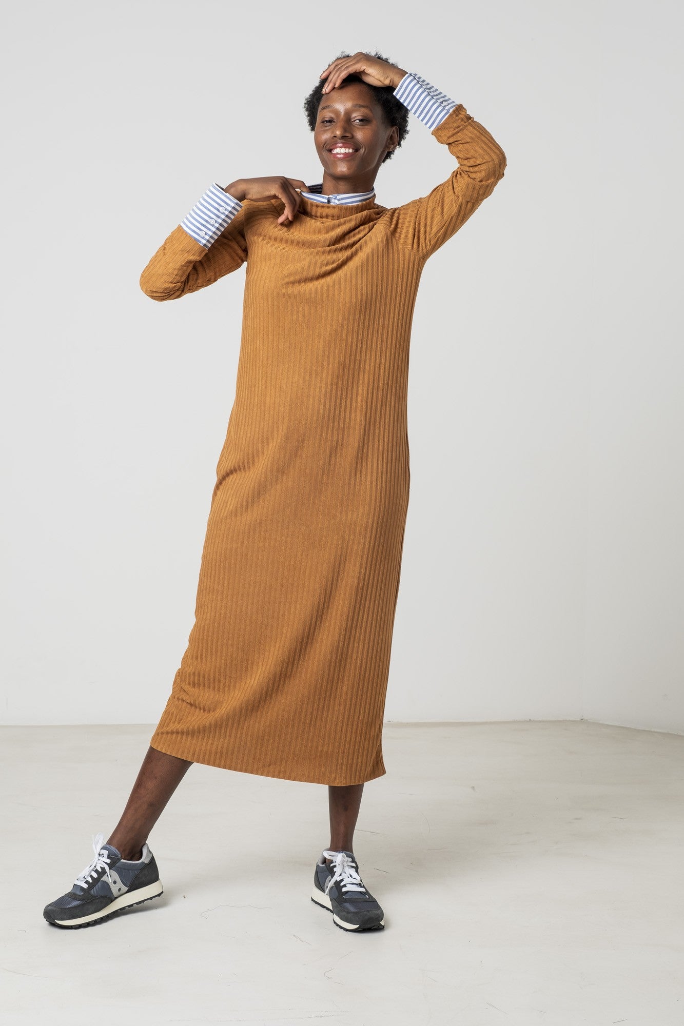fibre-mood-alexa-robe-patron-de-couture-femme-manches-raglan image 1