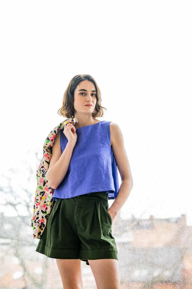 fibre-mood-quilla-top-patron-de-couture-top-court-vas-sans-manches image 1