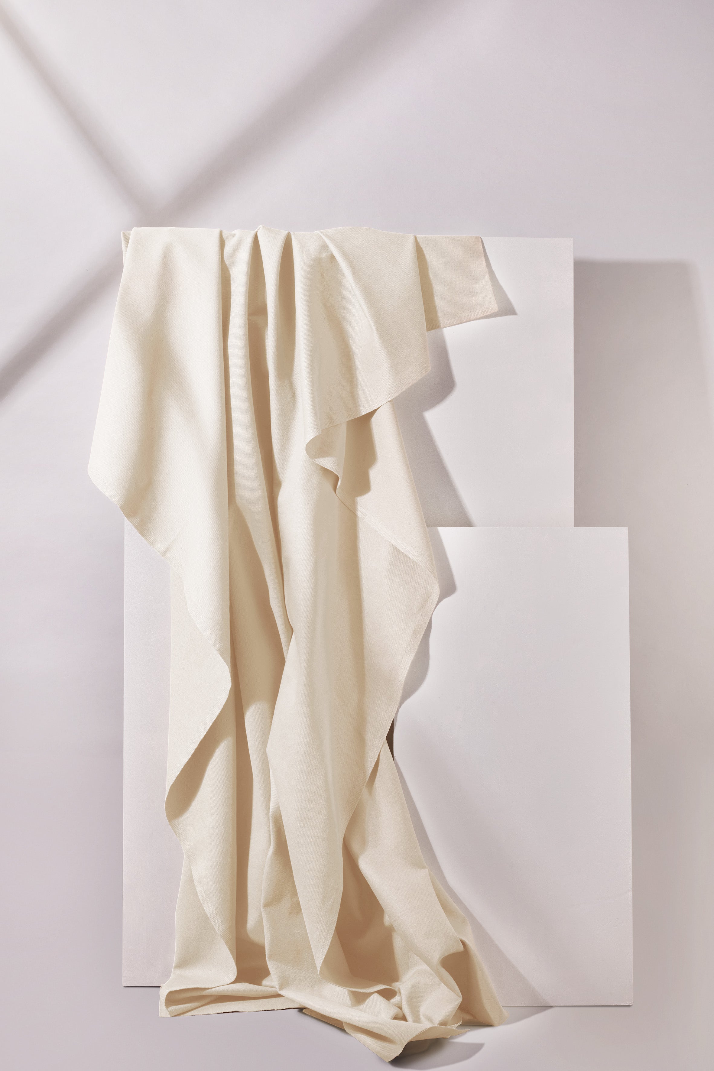 atelier-brunette-tissu-gabardine-off-white-gabardine-coton image 1