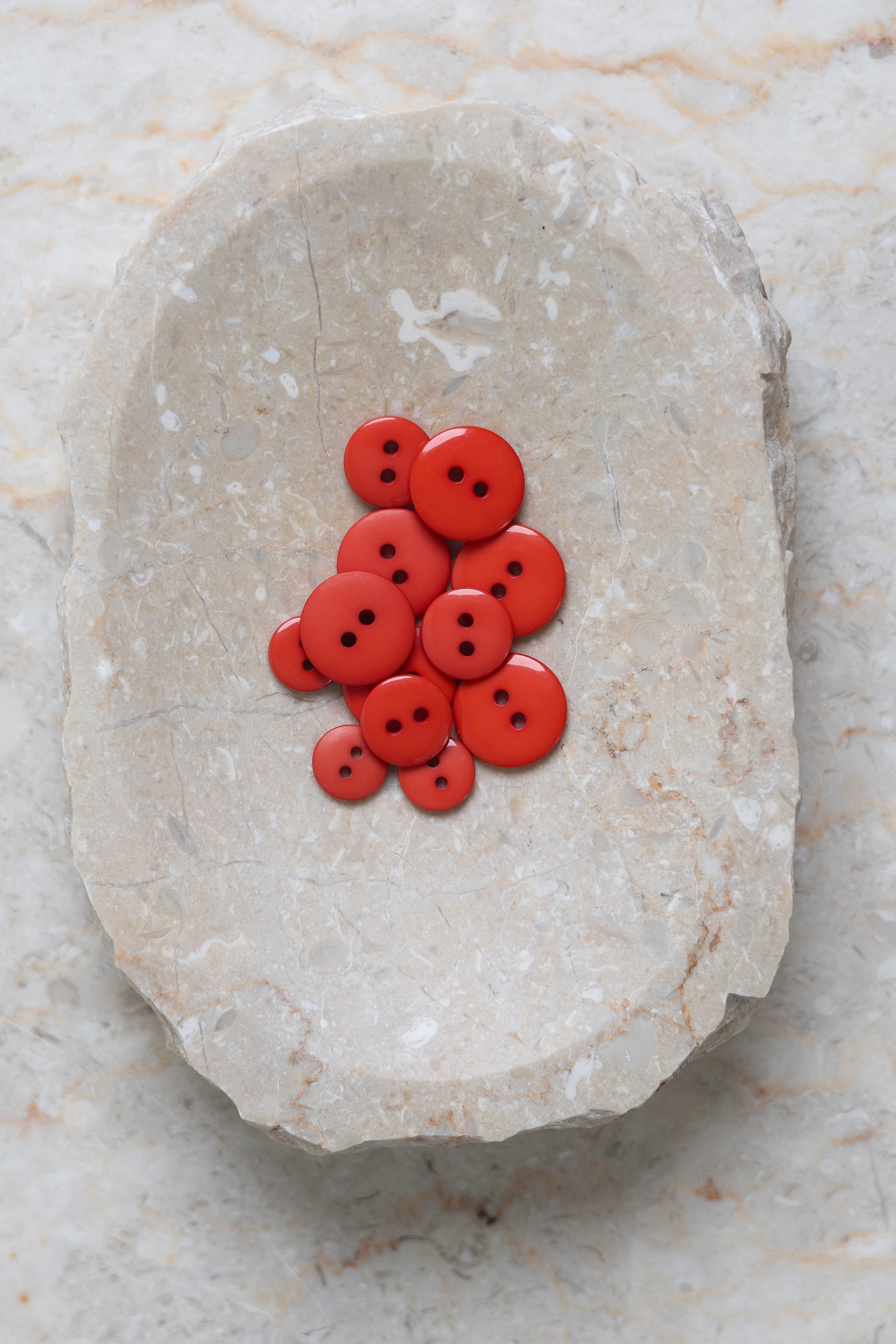 atelier-brunette-boutons-classic-shine-poppy-tangerine-brillants image 2