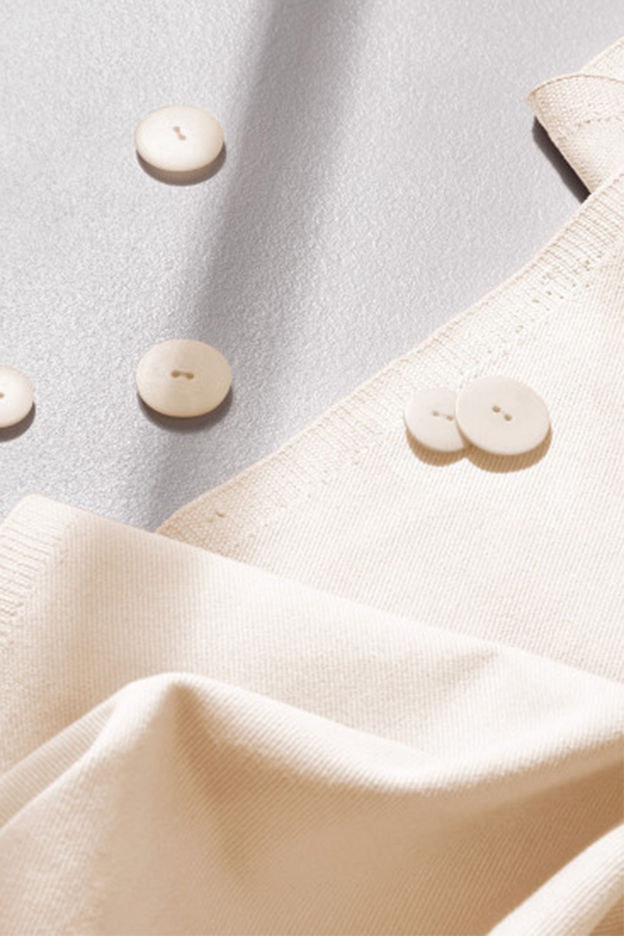 atelier-brunette-gabardine-light-off-white-tissu-coton image 3