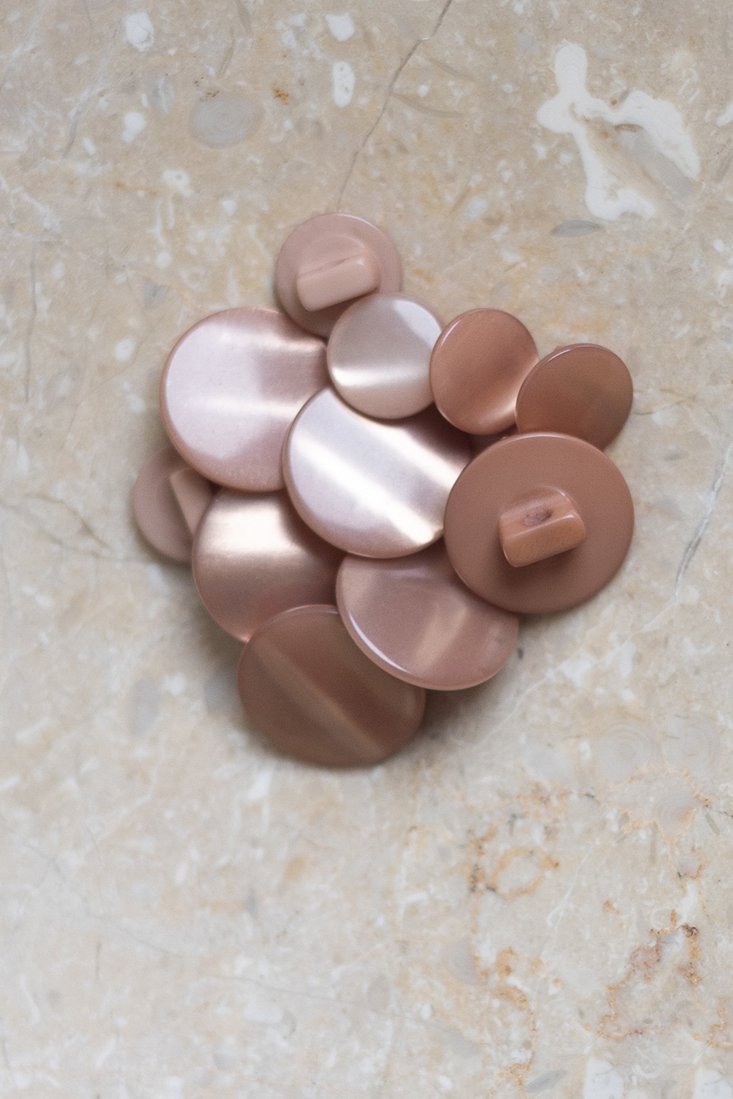 atelier-brunette-boutons-swing-maple-sandy-sand image 3