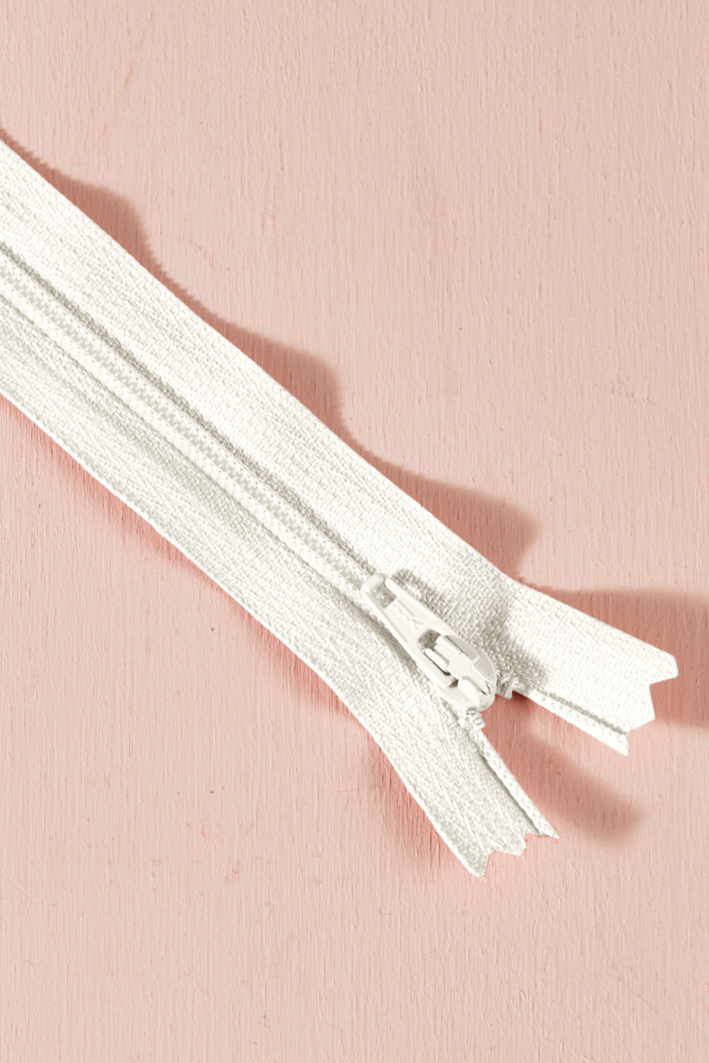 atelier-brunette-zip-visible-20-cm-fermeture-mercerie-couture image 4