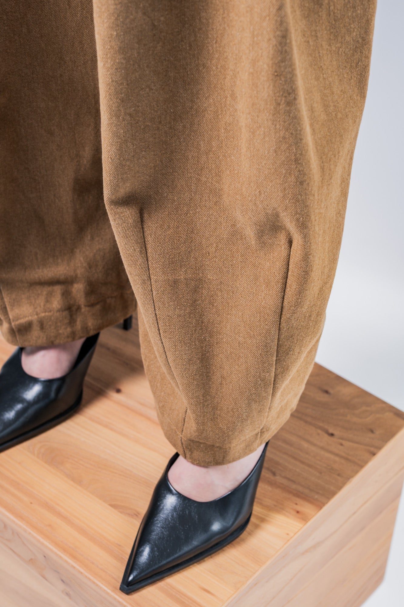 fibre-mood-kiva-pantalon-patron-de-couture-pantalon-plis-taille-32-60 image 6
