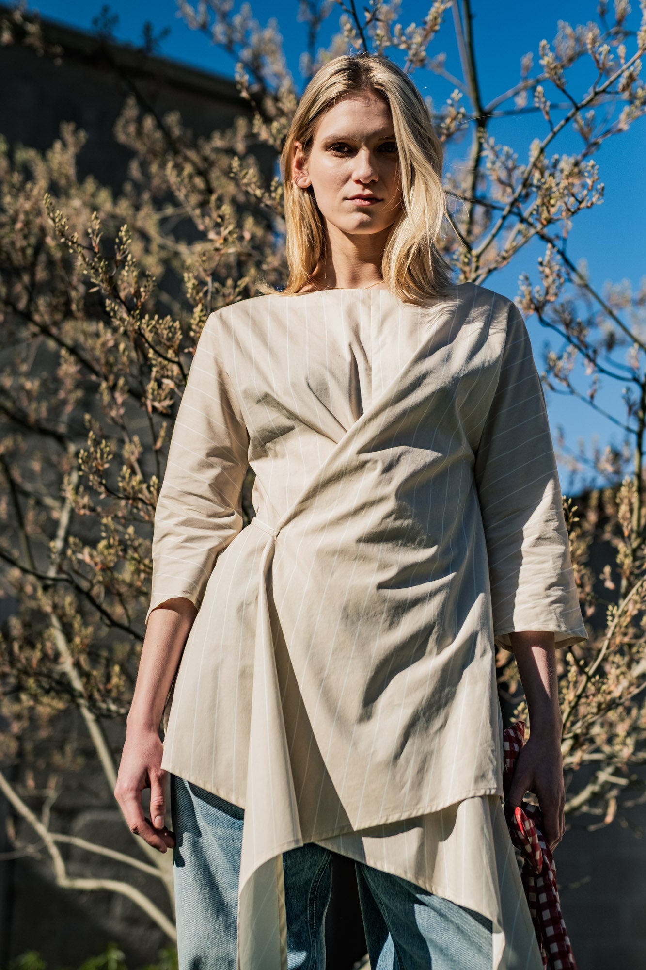 fibre-mood-bryn-top-patron-de-couture-top-cache-c-ur-asym-trique image 6
