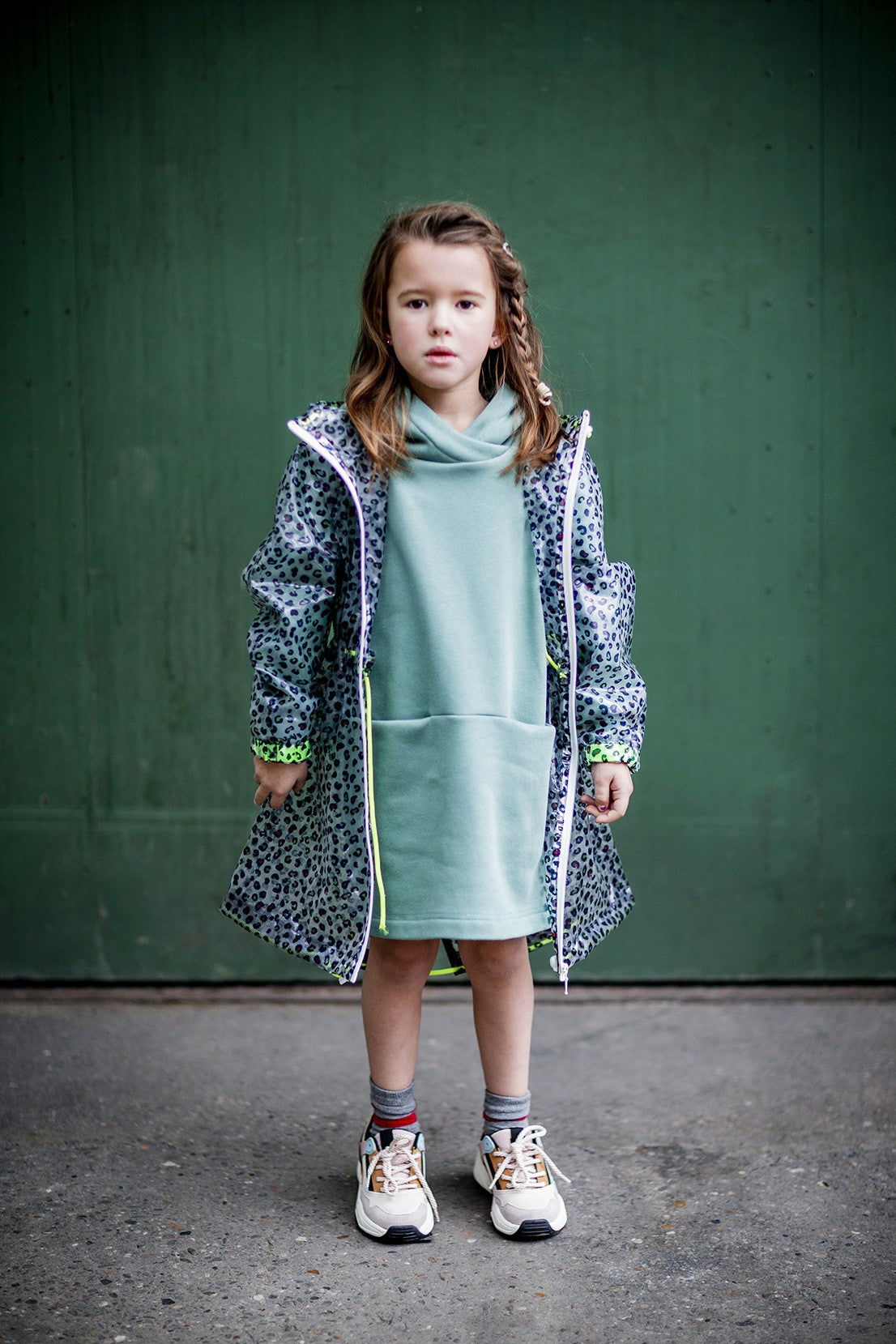 fibre-mood-becky-robe-patron-de-couture-enfant-2-14-ans-robe-sweat-capuche image 3