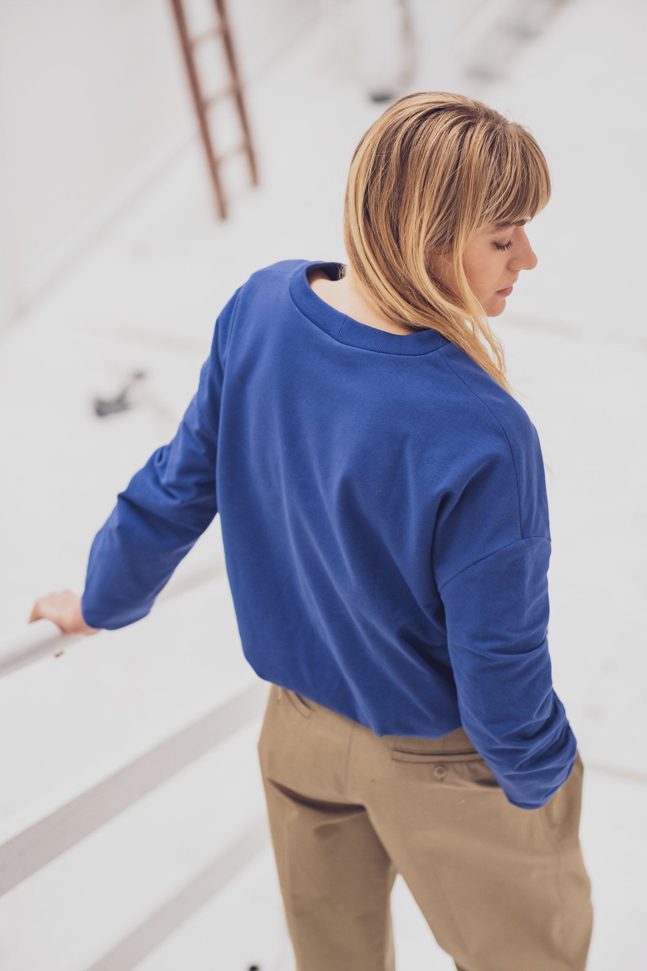 fibre-mood-lotta-pull-patron-de-couture-sweat-oversize-paules-tombantes-xs-xxxl image 7