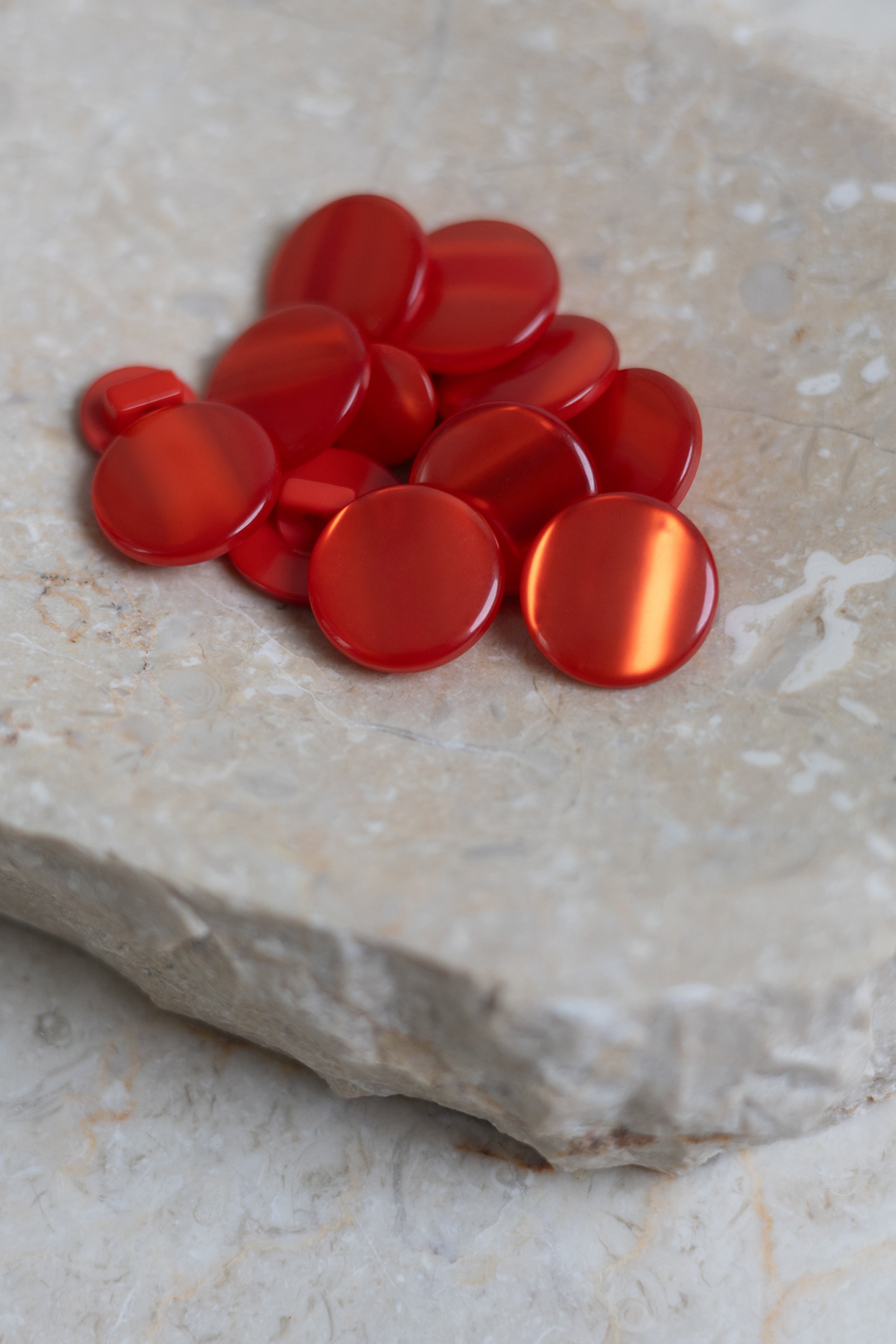 atelier-brunette-boutons-swing-poppy-tangerine image 2