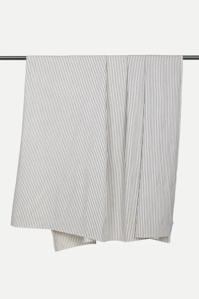 atelier-brunette-tissu-denim-stripes-off-white-coupon-10-cm-x-147-cm image 1