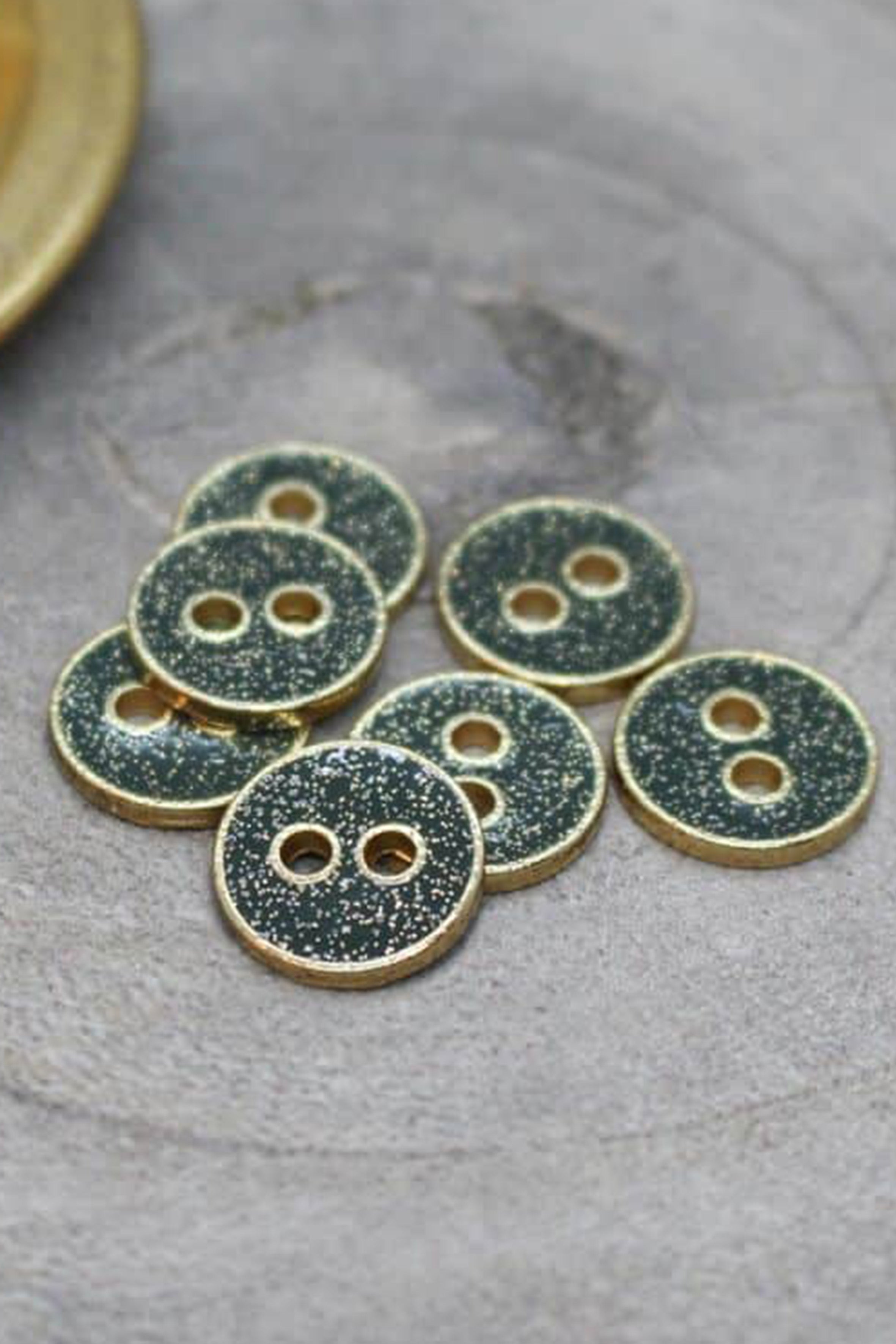 atelier-brunette-boutons-joy-glitter-cedar-x10-boutons-paillet-s-dor-s image 2