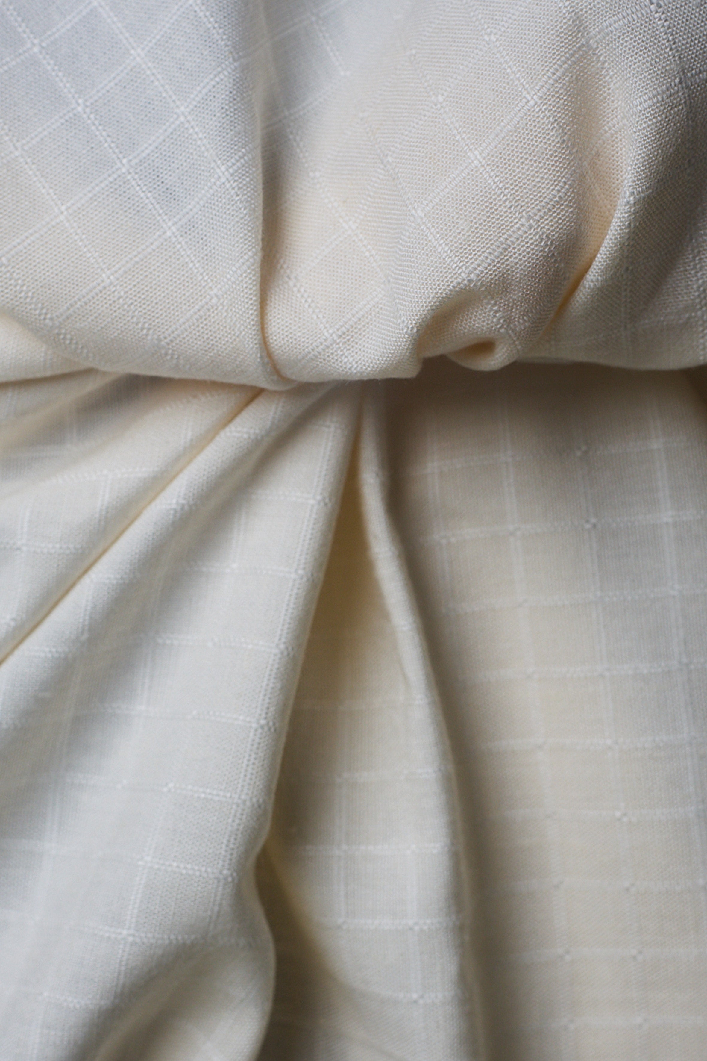 atelier-brunette-tissu-viscose-little-tile-off-white-coupon-10-cm-x-140-cm image 3