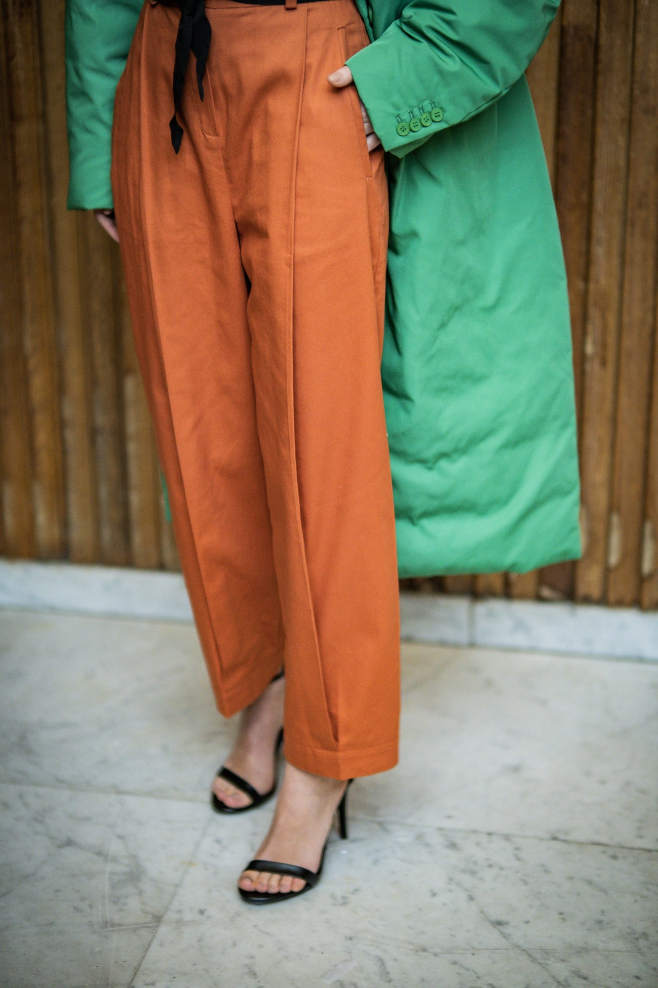 fibre-mood-bernie-pantalon-patron-de-couture-pantalon-cheville-plis image 2