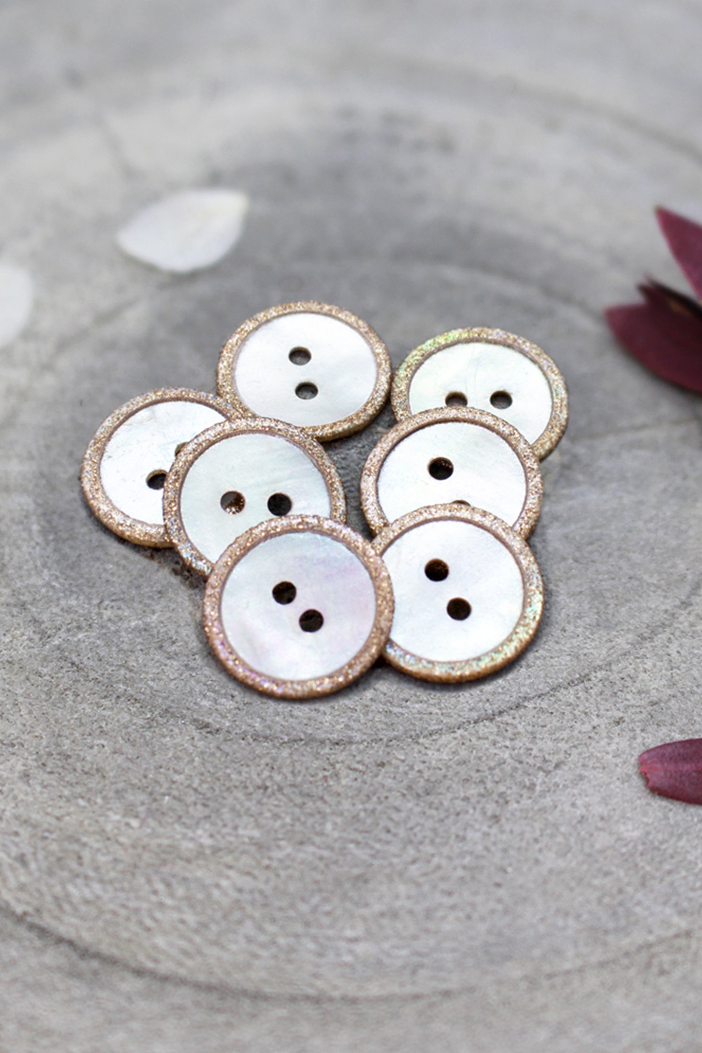 atelier-brunette-boutons-glitz-black-x10-boutons-nacre-coudre image 2