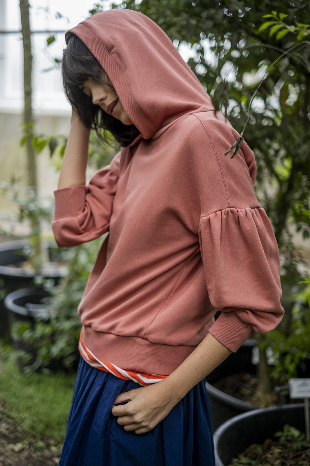 fibre-mood-paola-sweat-shirt-patron-de-couture-femme-avec-ou-sans-capuche image 4