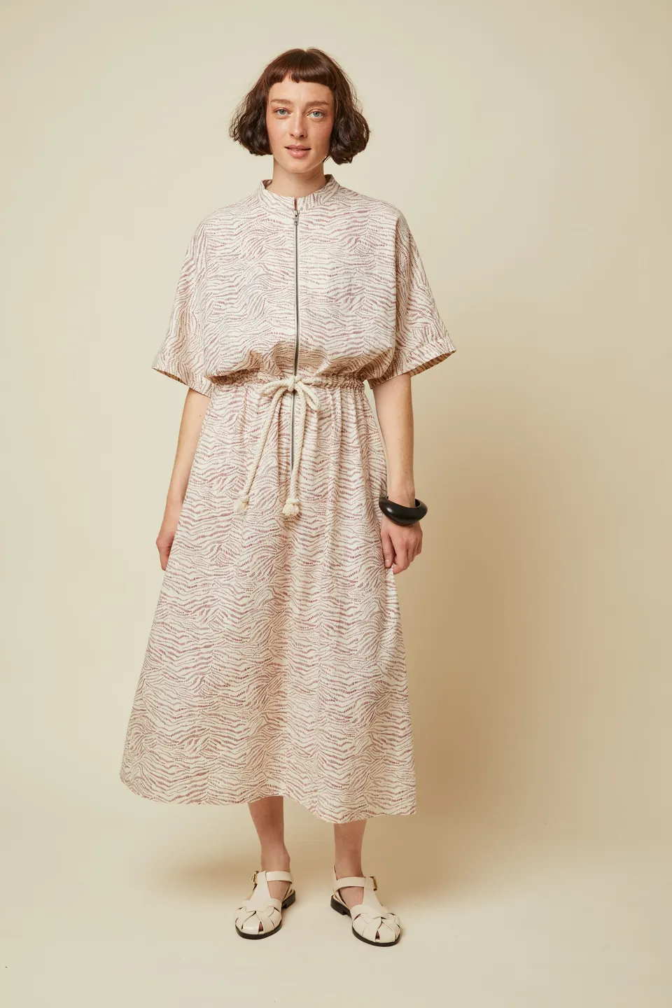 atelier-brunette-la-robe-zipp-e-patron-pdf-femme image 1