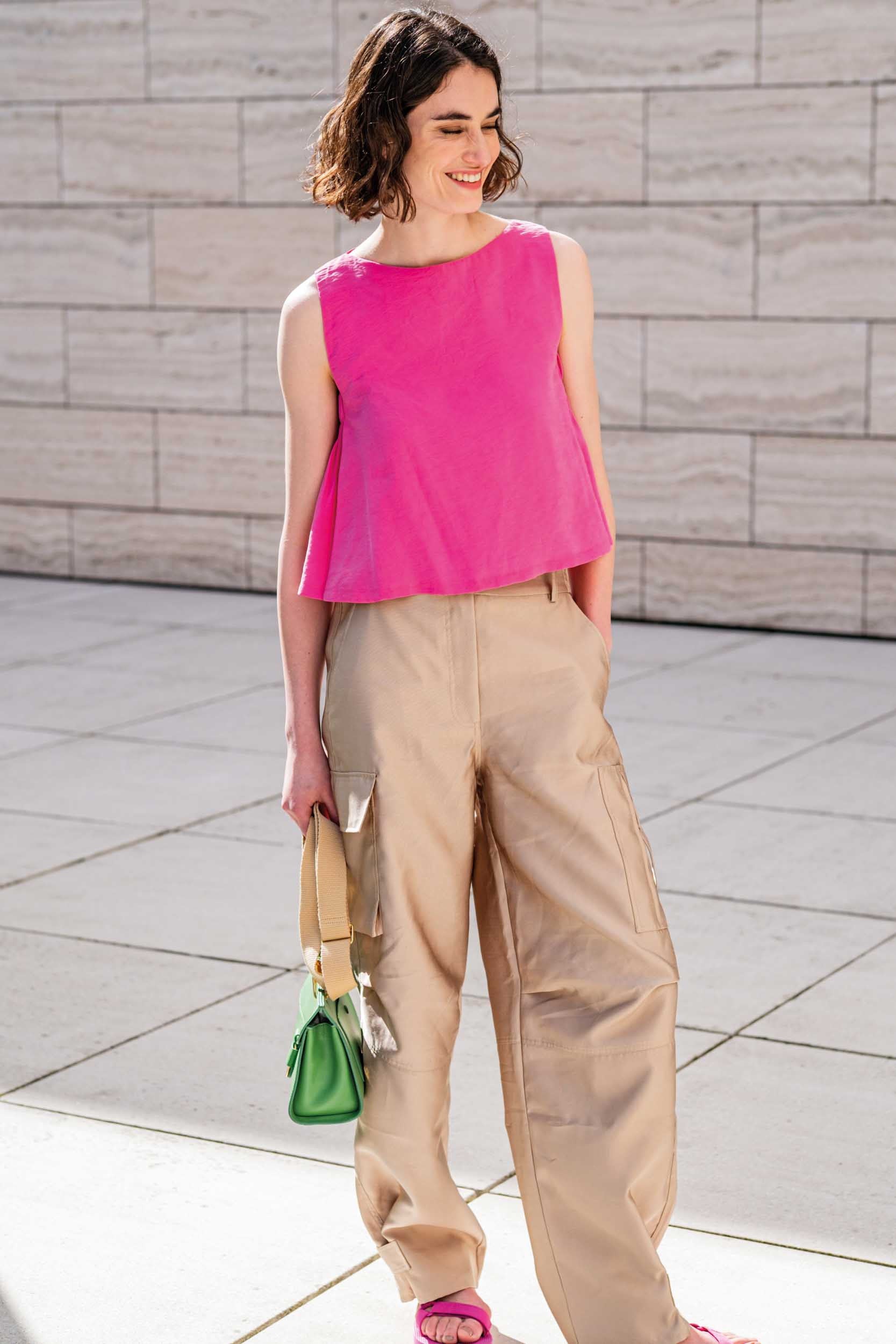 fibre-mood-quilla-top-patron-de-couture-top-court-vas-sans-manches image 2