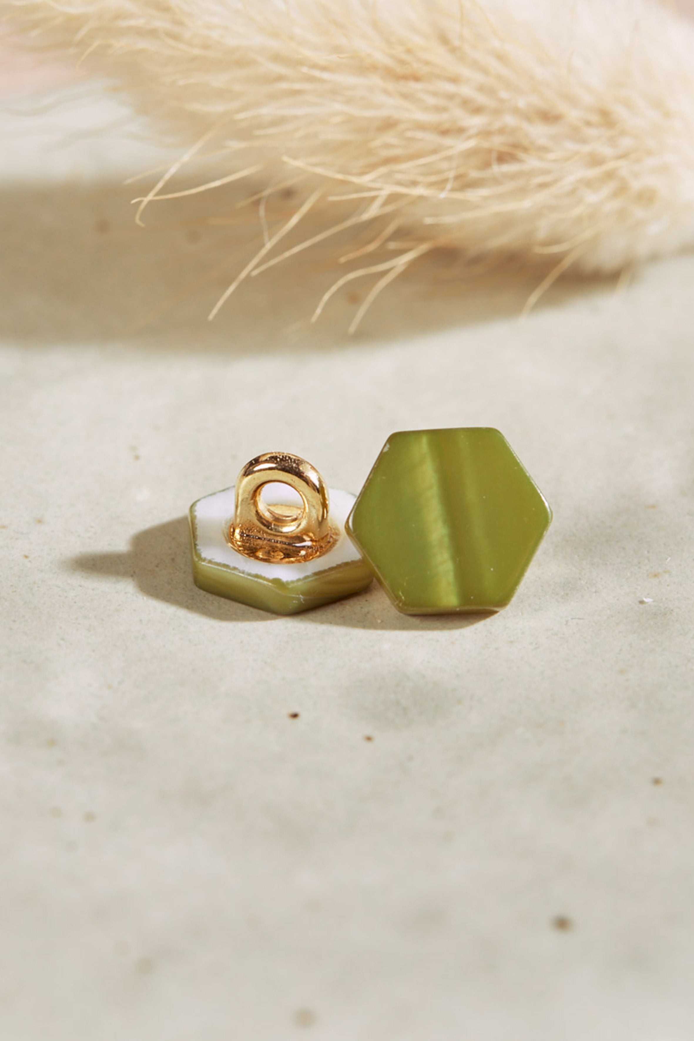 atelier-brunette-boutons-quartz-matcha-leaf-x10 image 2