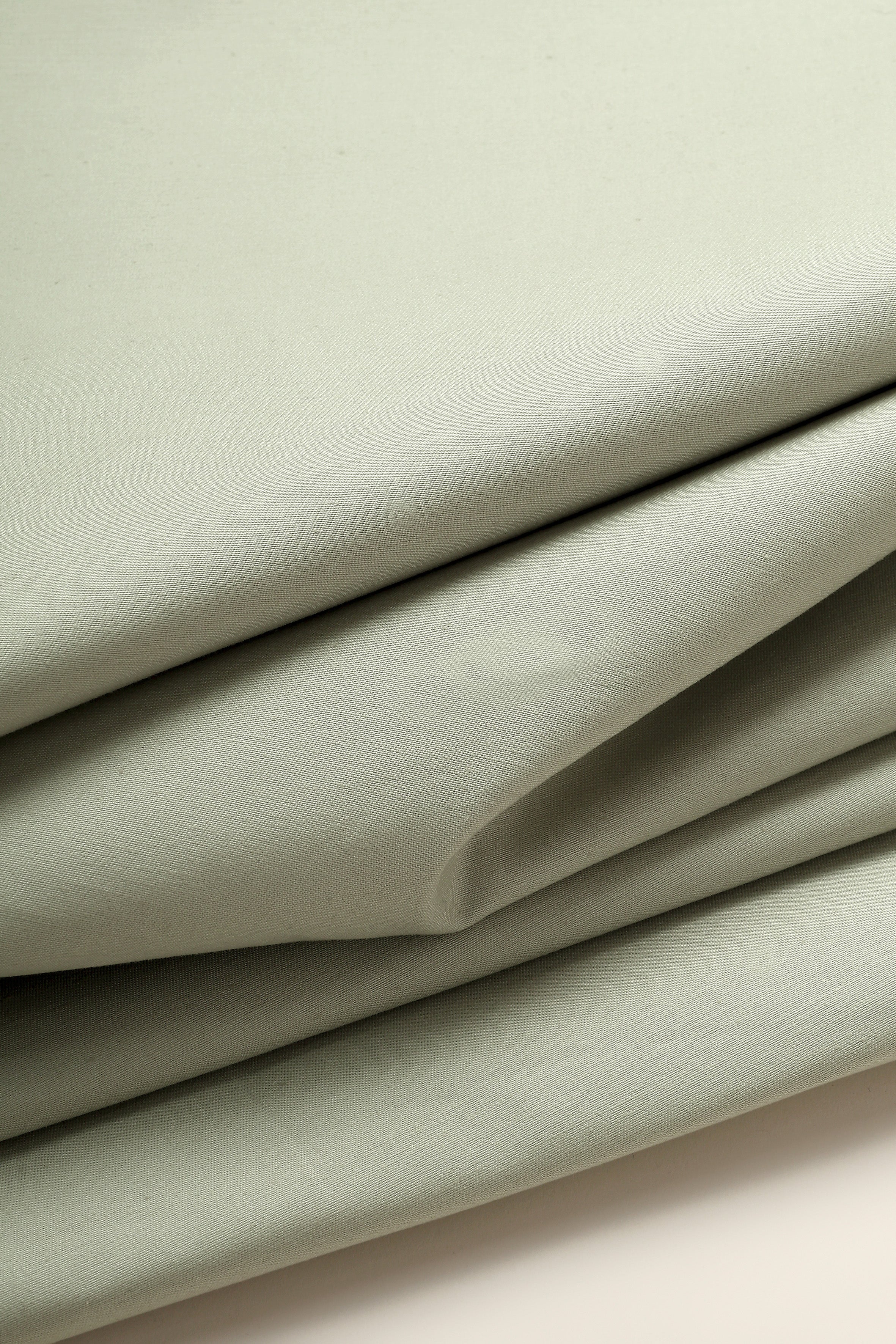 atelier-brunette-tissu-coton-chino-stretch-mineral-green-coton-uni image 3