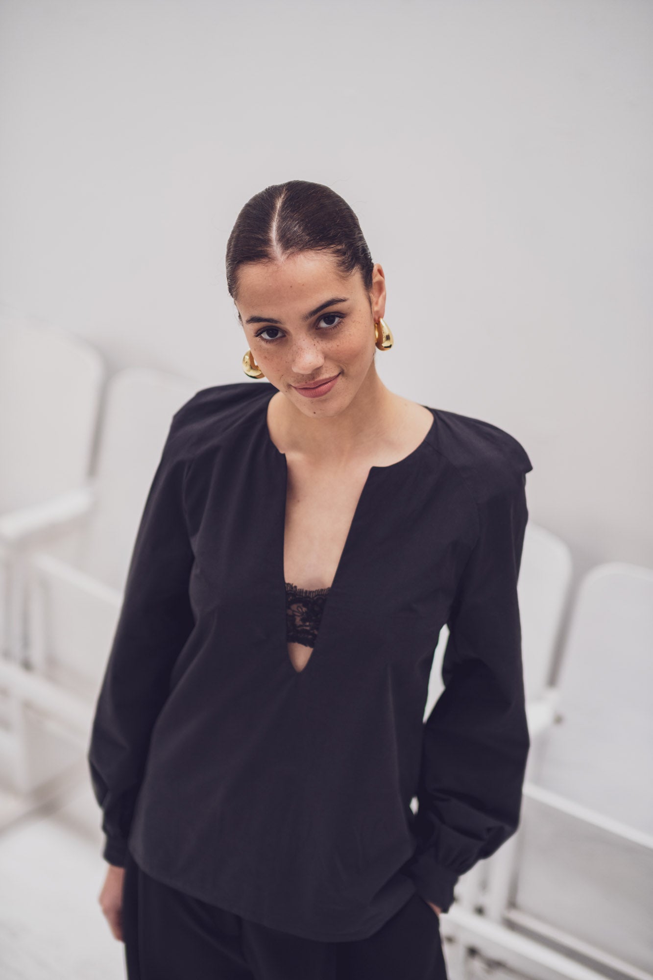 fibre-mood-x-geri-reya-top-patron-de-couture-col-v image 1