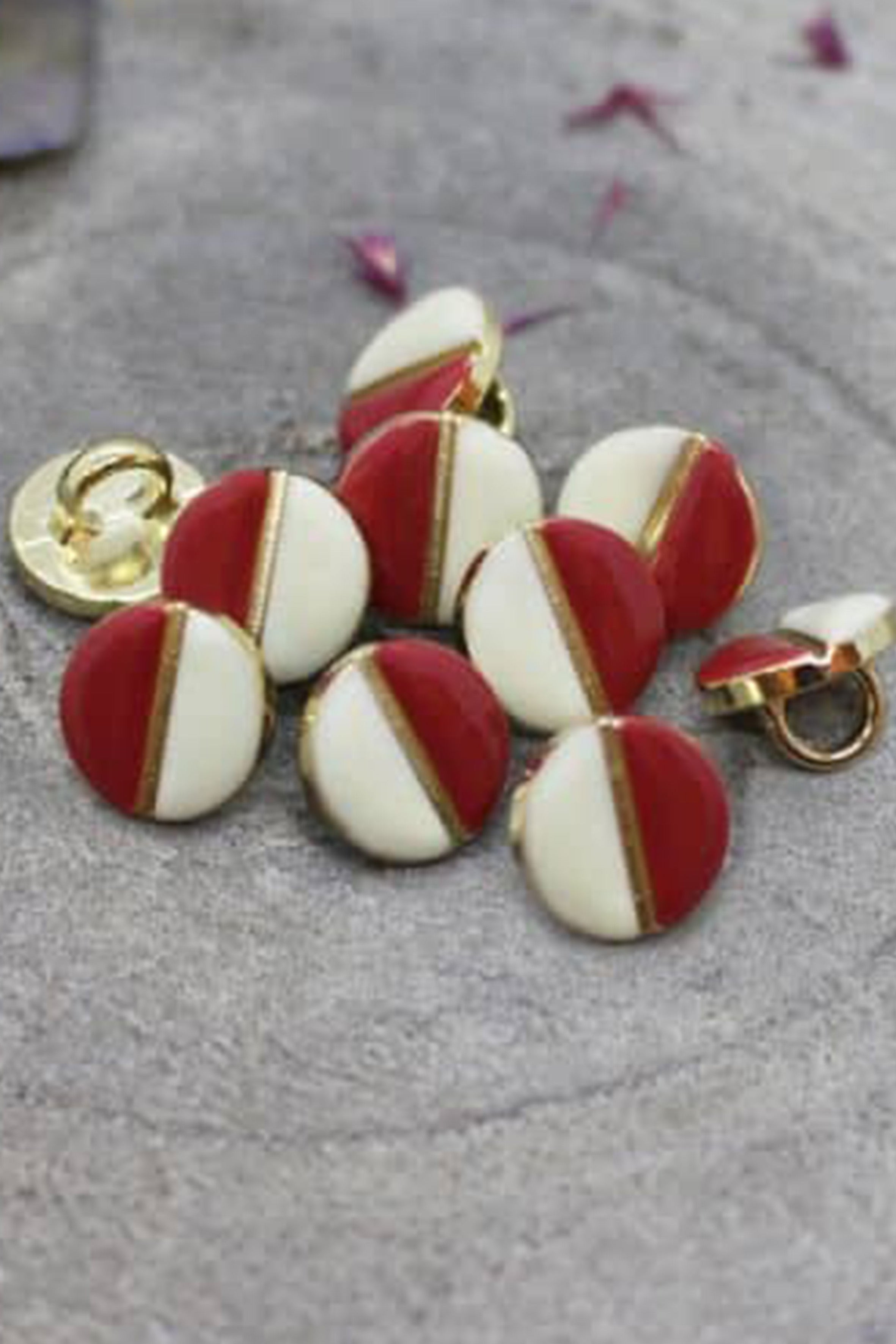 atelier-brunette-boutons-wink-off-white-terracotta-x10-boutons-mail-sur-pied image 2