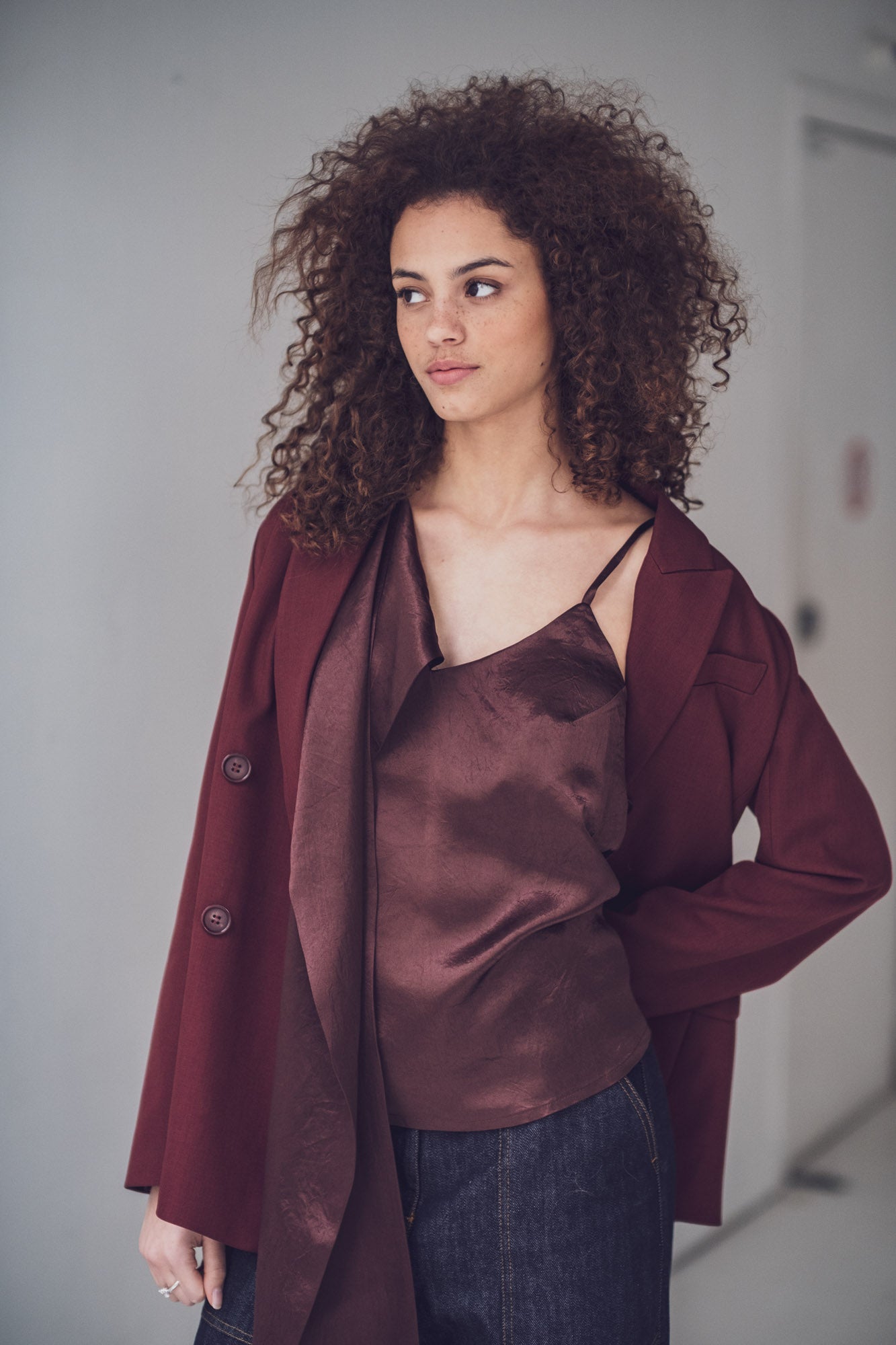 fibre-mood-willow-top-patron-de-couture-top-asym-trique-foulard-int-gr-bretelle- image 1