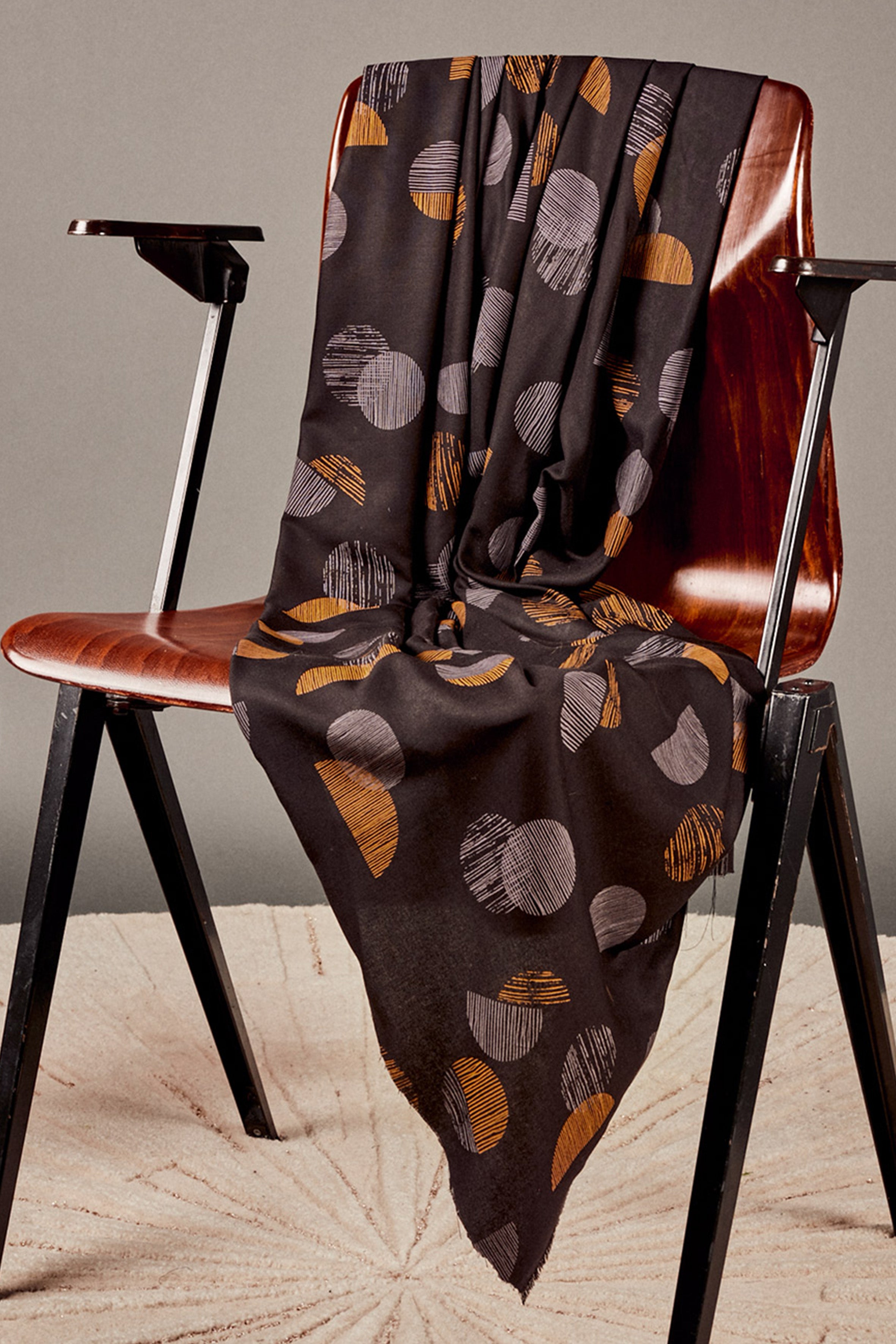 atelier-brunette-tissu-jane-divine-parma-viscose-ecovero-imprim-e image 2