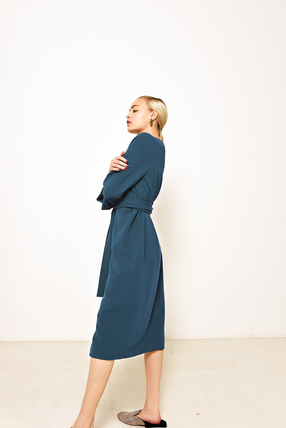fibre-mood-willa-patron-de-couture-robe-portefeuille-manches-raglan image 3