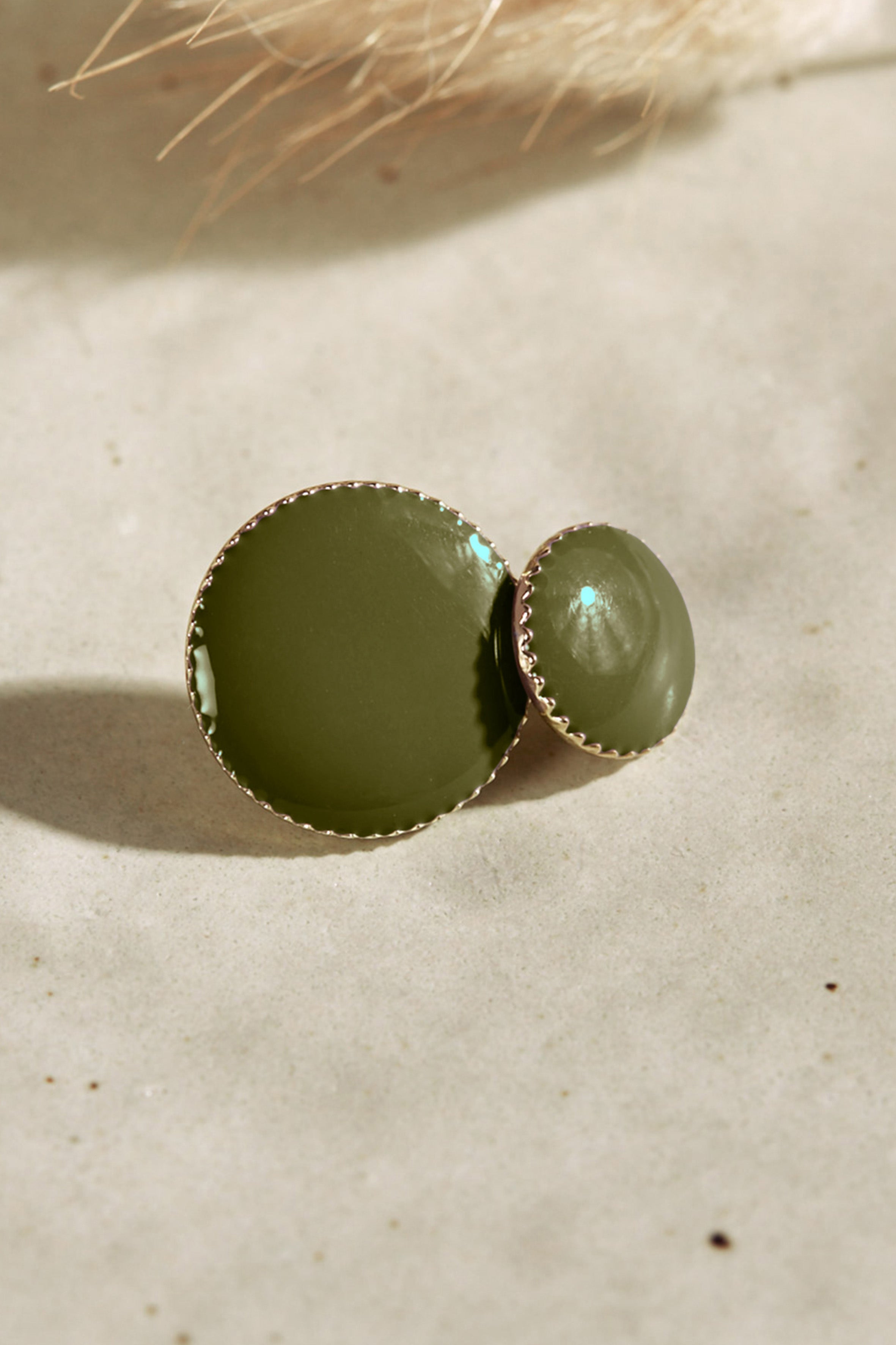 atelier-brunette-boutons-gem-ivy-green-pied-dor-zamak image 2