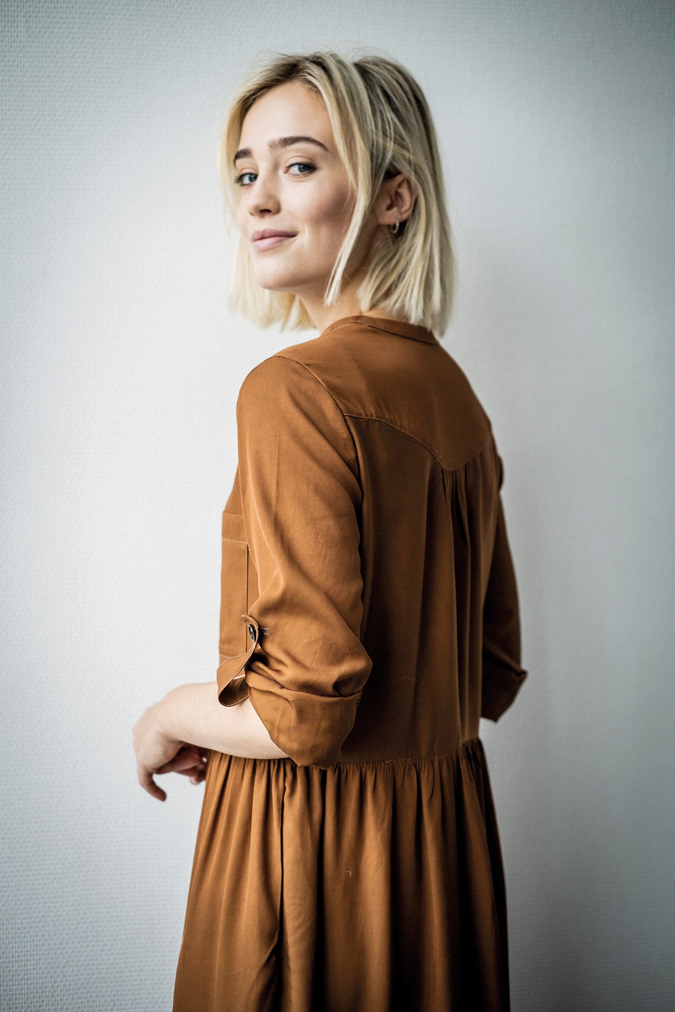 fibre-mood-feliz-robe-patron-de-couture-robe-chemise-jupe-fronc-e image 5