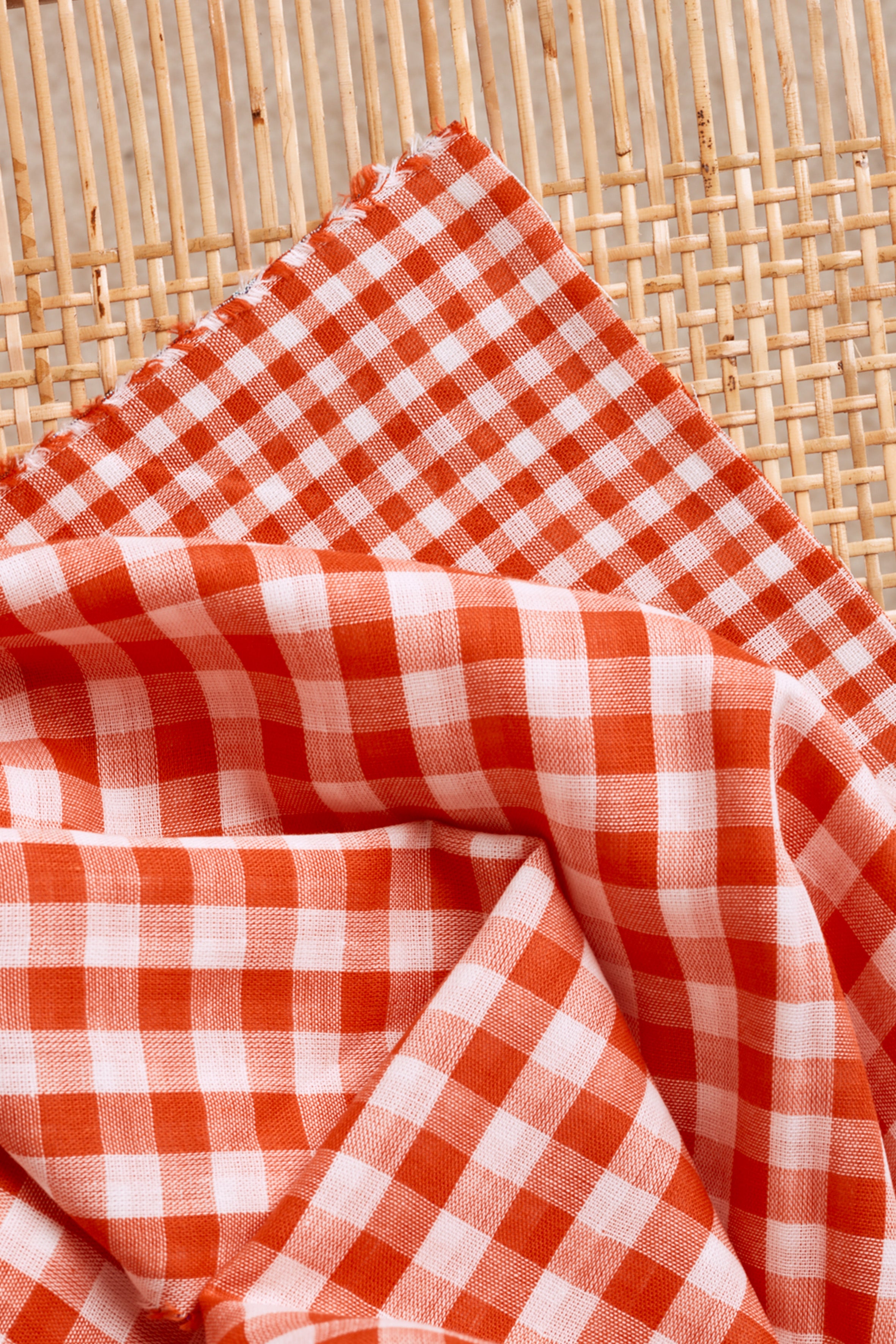 atelier-brunette-vichy-off-white-tangerine-tissu-coton-carreaux image 4