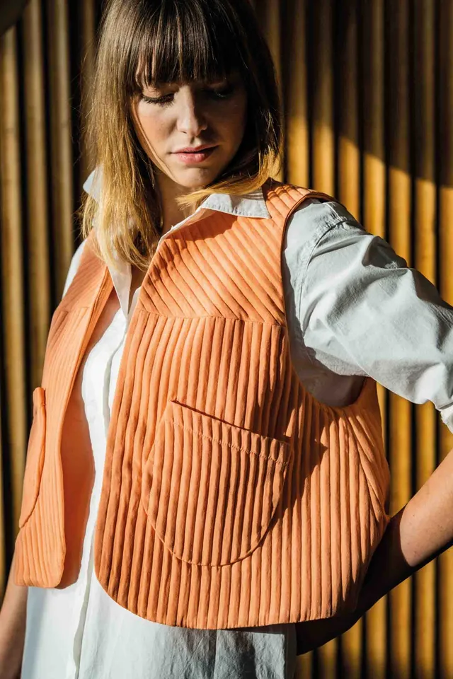 fibre-mood-gabriela-bodywarmer-patron-de-couture-femme-court-et-ample-xs-xxxl image 1