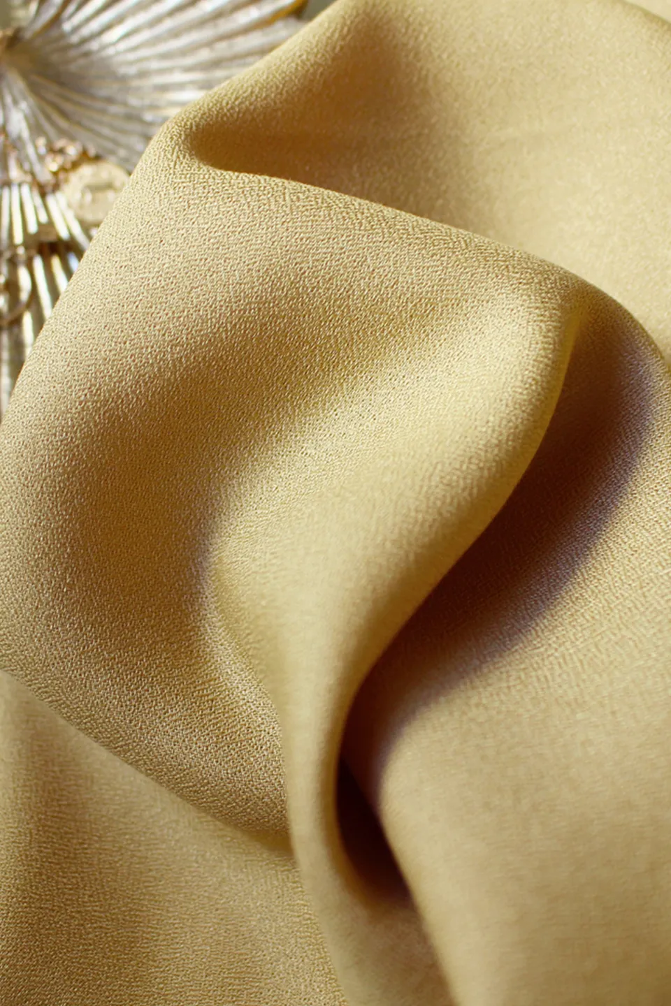 atelier-brunette-tissu-cr-pe-de-viscose-creep-mustard image 1