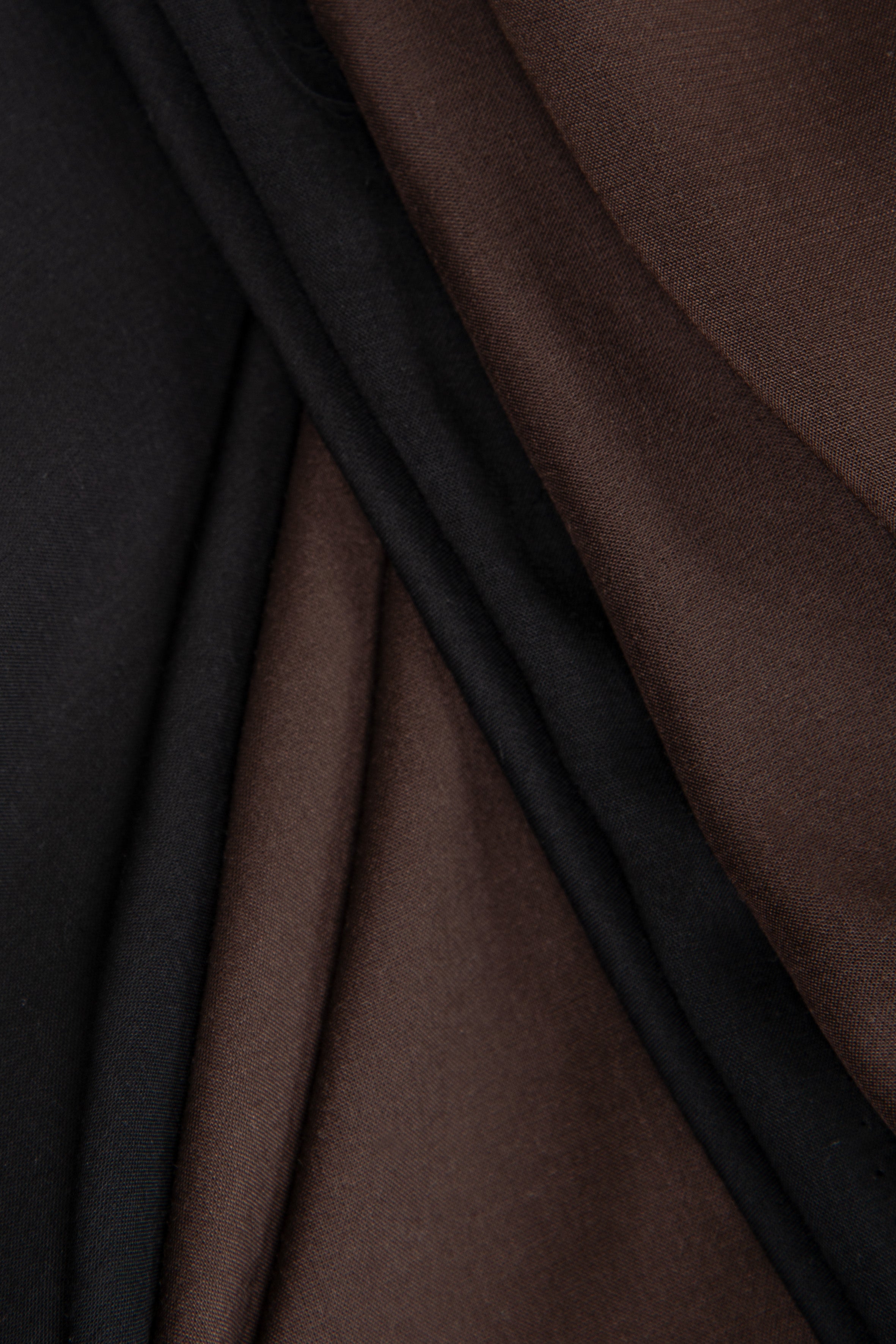 atelier-brunette-tissu-modal-viscose-oat-chocolate-coupon-10-cm-x-140-cm image 4