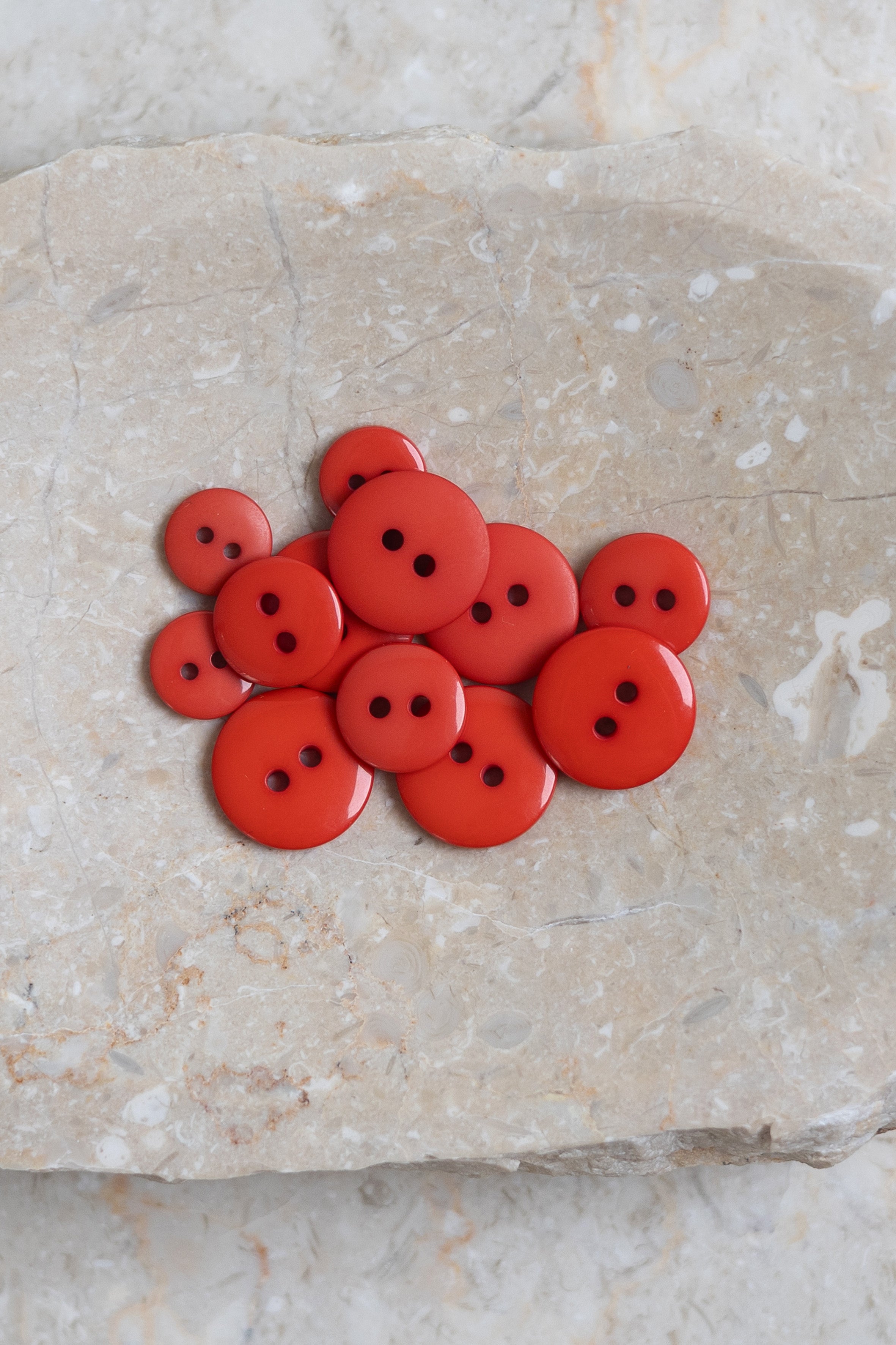 atelier-brunette-boutons-classic-shine-poppy-tangerine-brillants image 3