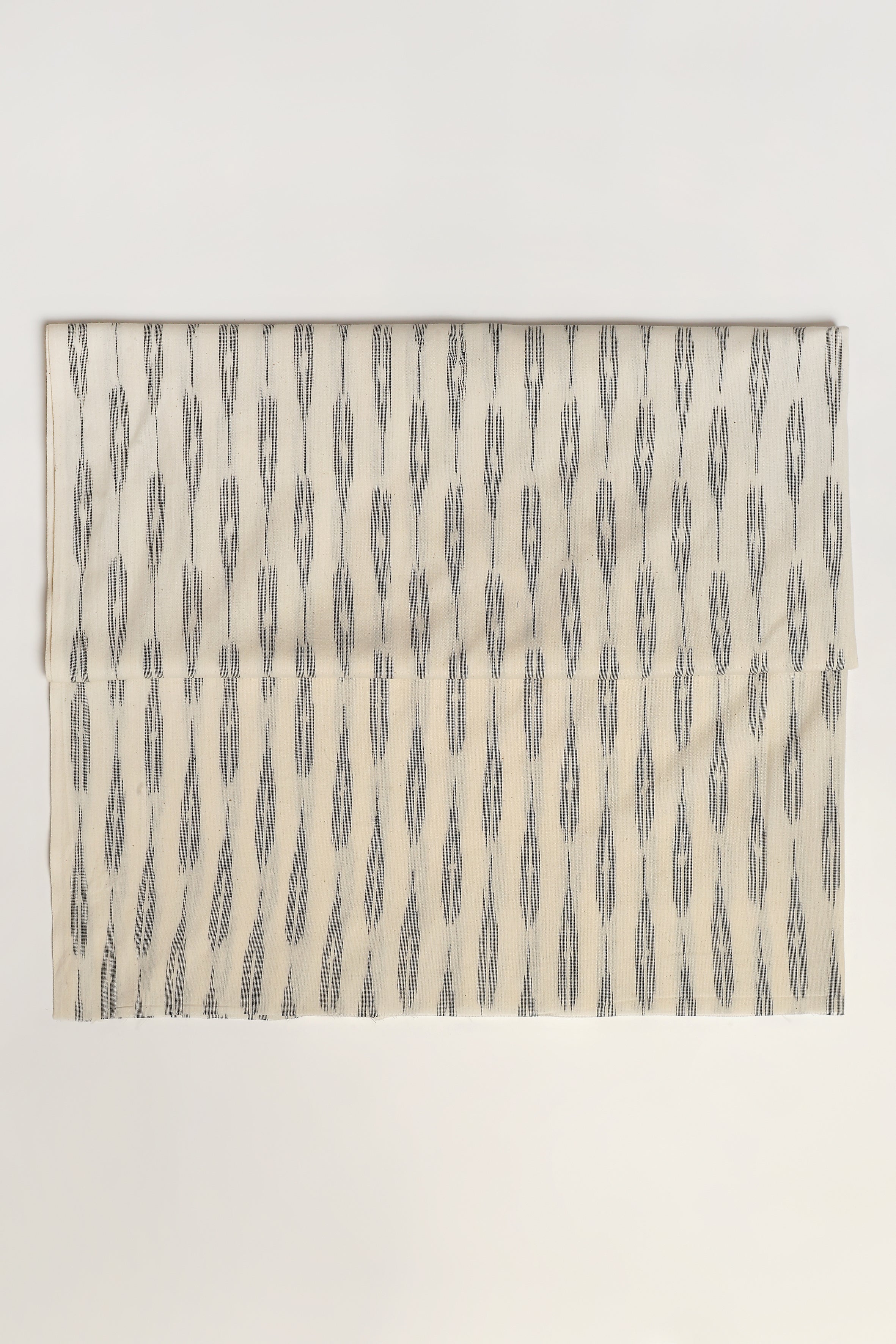 atelier-brunette-l-ikat-008-le-bazaar-tissu-resourc-au-coupon image 4