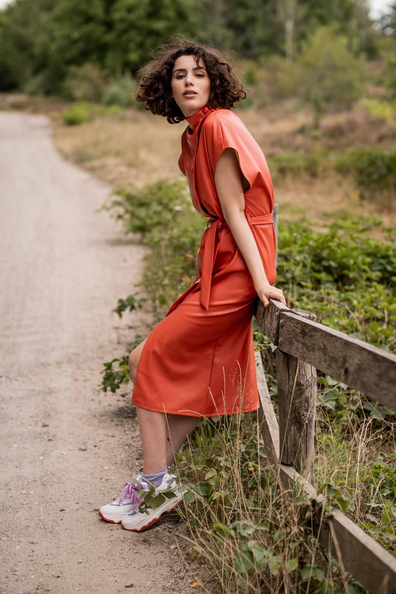 fibre-mood-irene-robe-patron-de-couture-robe-droite-col-montant-xs-xxxl image 1