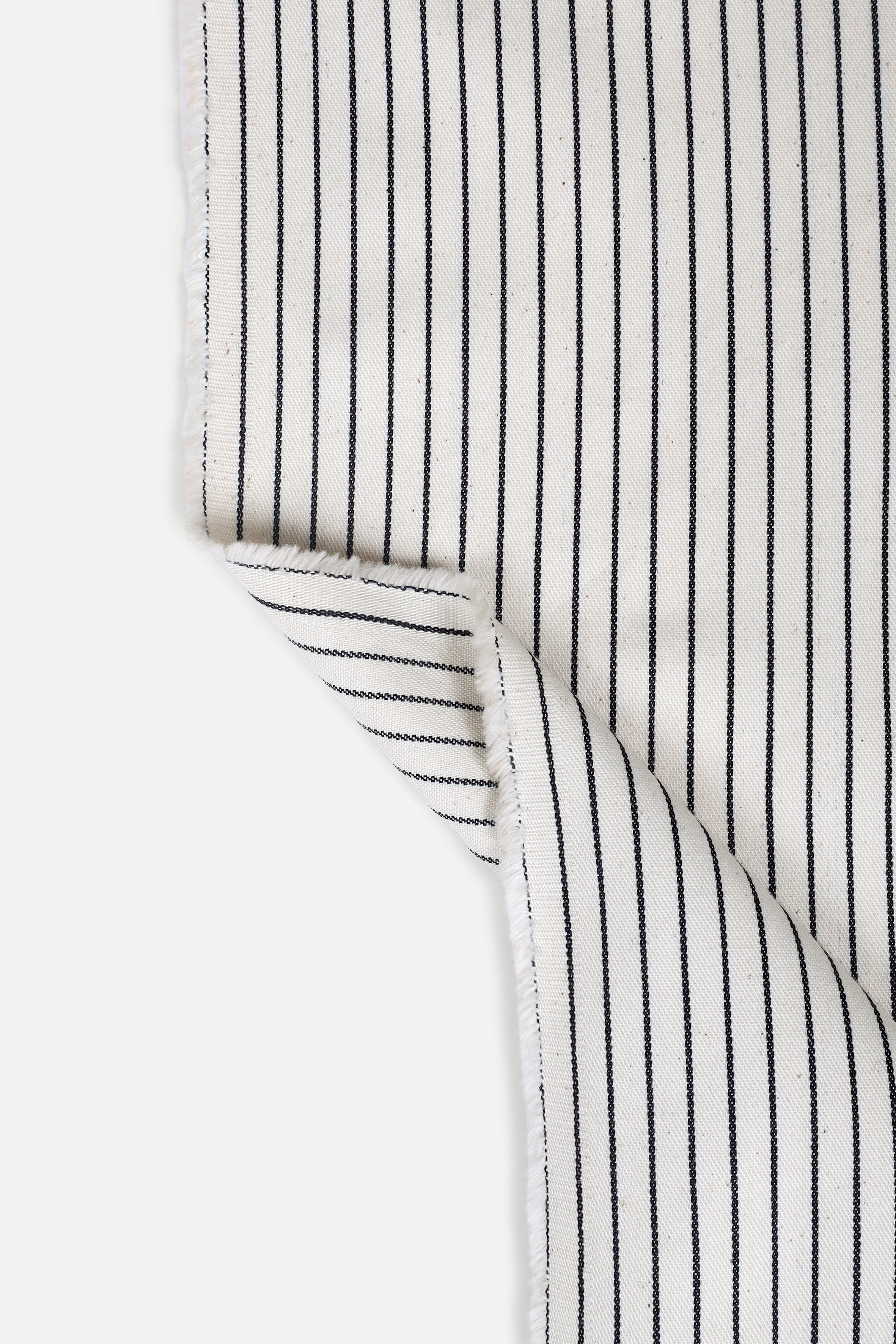 atelier-brunette-tissu-denim-stripes-off-white-coupon-10-cm-x-147-cm image 3