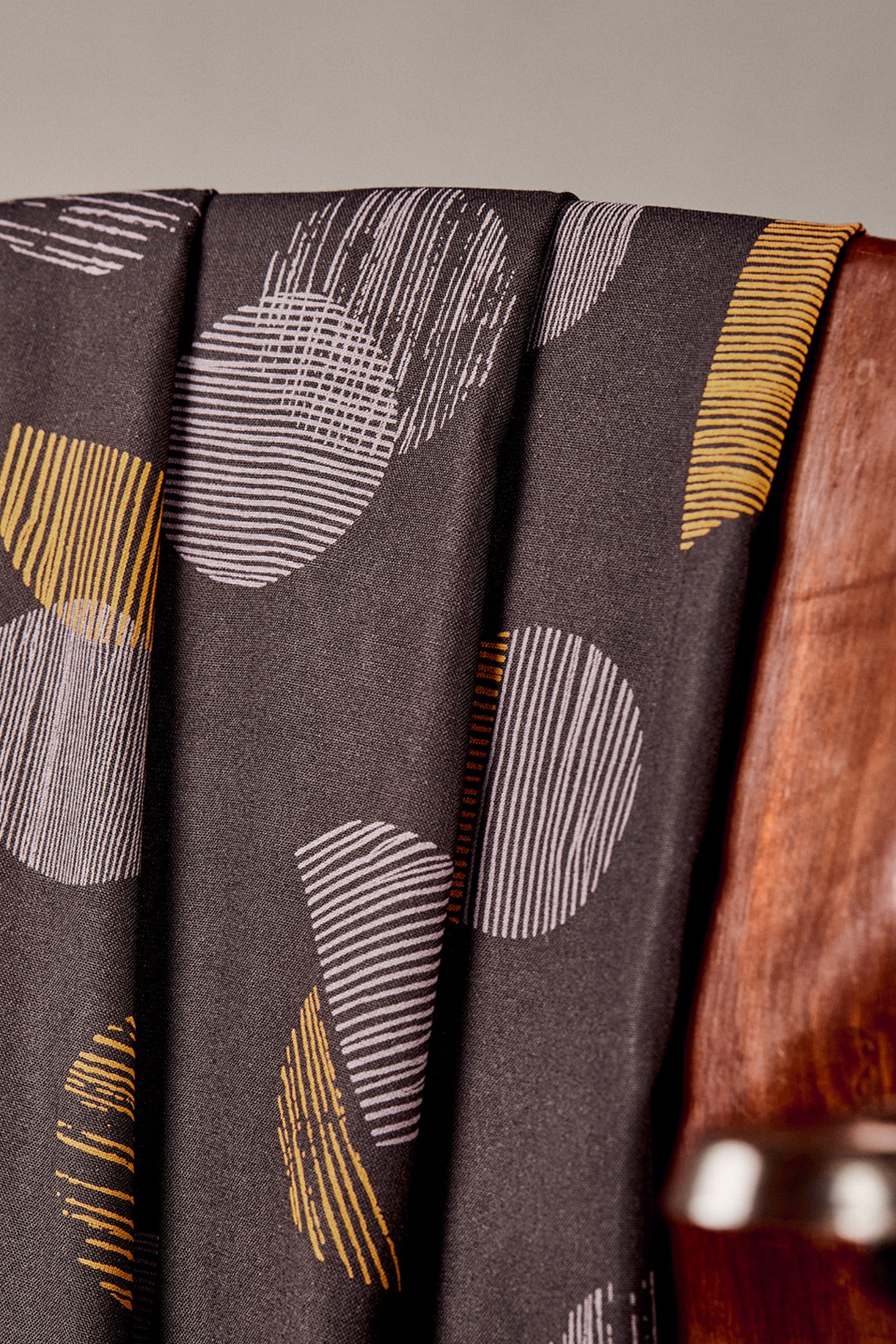 atelier-brunette-tissu-jane-divine-parma-viscose-ecovero-imprim-e image 1