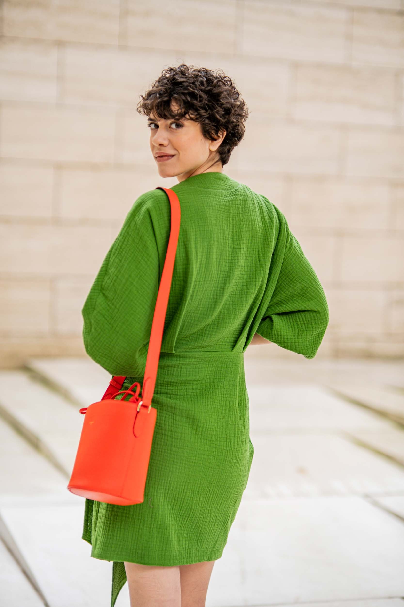 fibre-mood-kamala-robe-portefeuille-patron-de-couture-jupe-tulipe-manches-bouffa image 3