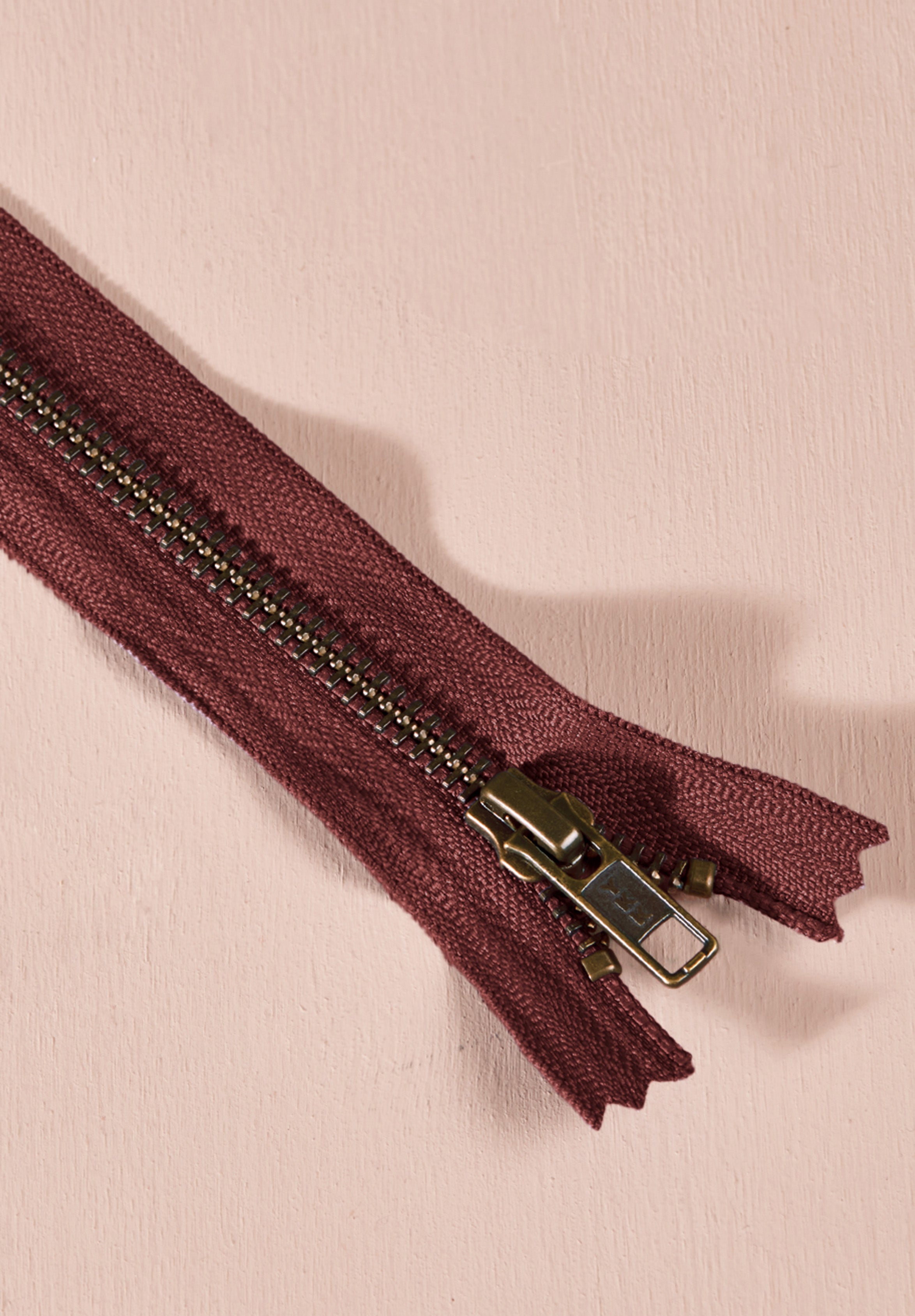 atelier-brunette-zip-simple-curseur-laiton-30-cm image 5