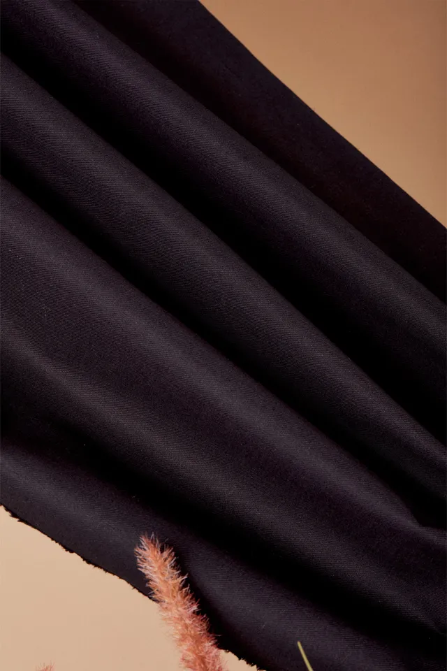 atelier-brunette-tissu-twill-lin-coton-black-coupon-10-cm-x-140-cm image 1
