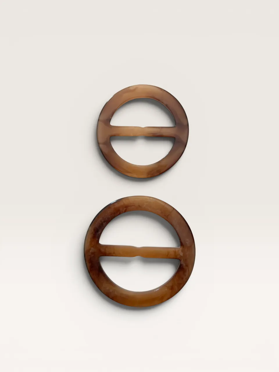 atelier-brunette-anneau-de-ceinture-en-r-sine-beige-mercerie image 1