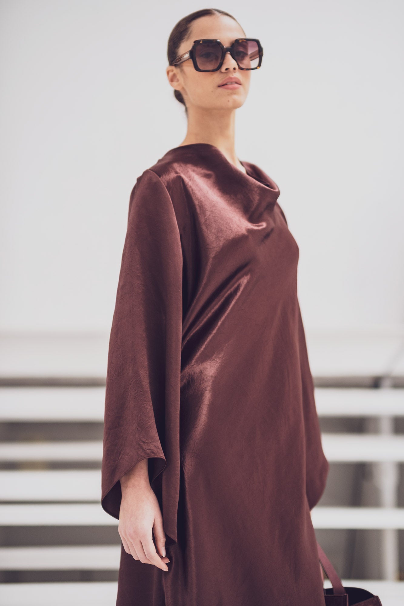 fibre-mood-vendela-robe-patron-de-couture-robe-longue-biais-col-b-nitier image 4